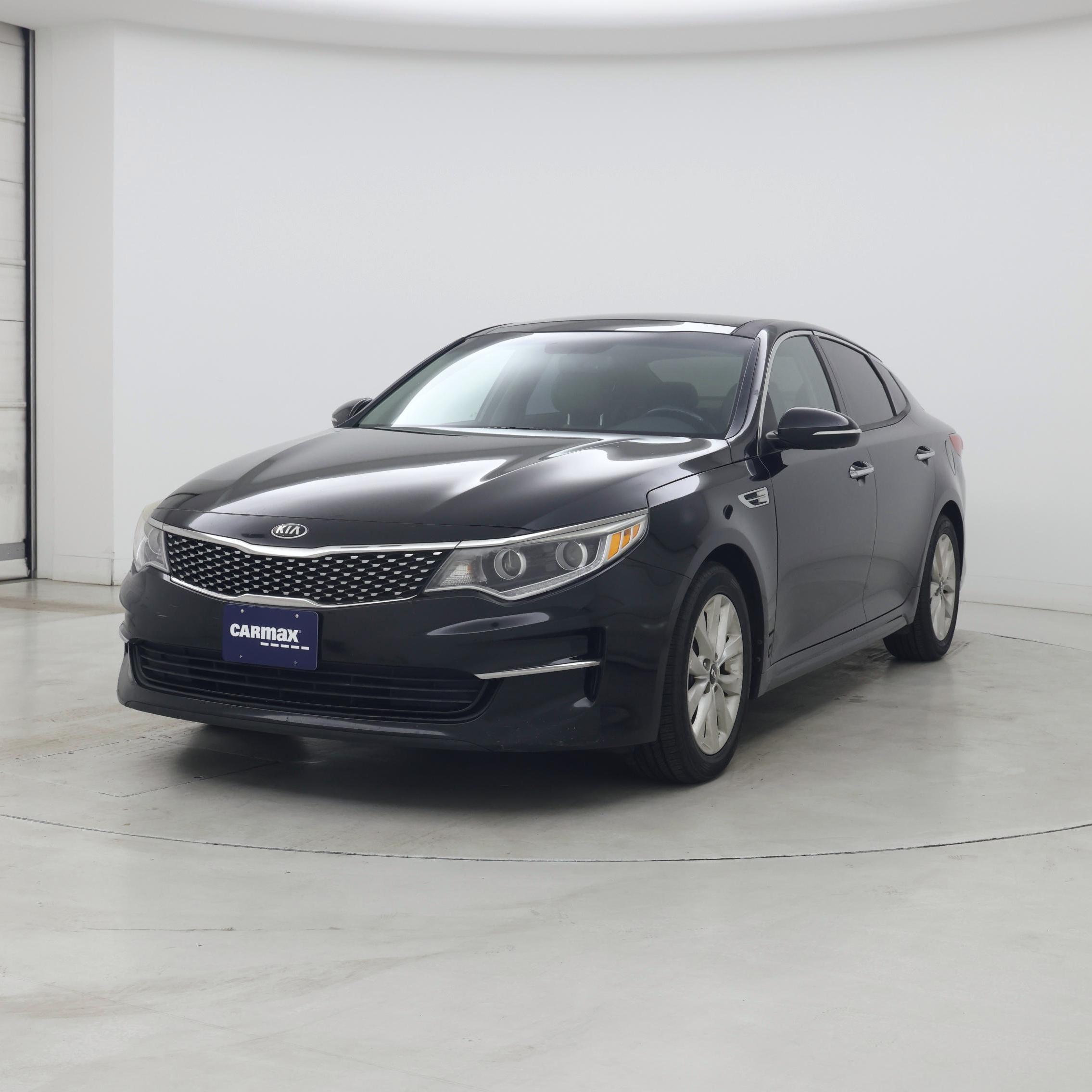 Thumbnail: 2017 Kia Optima - 4