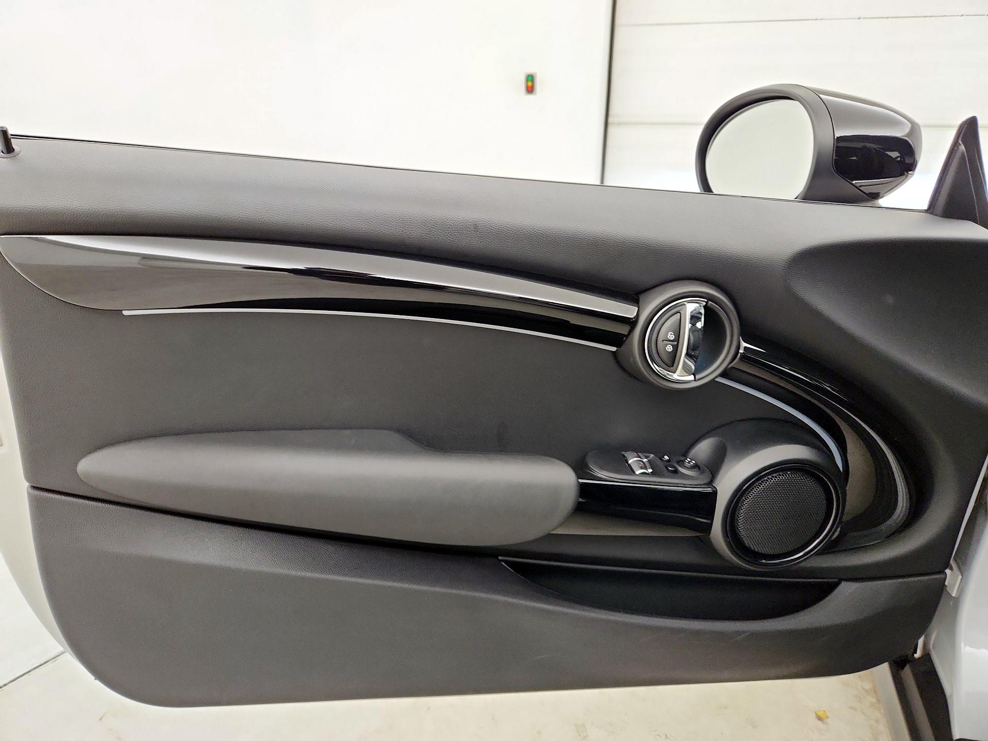 Thumbnail: 2023 MINI Cooper Hardtop - 12