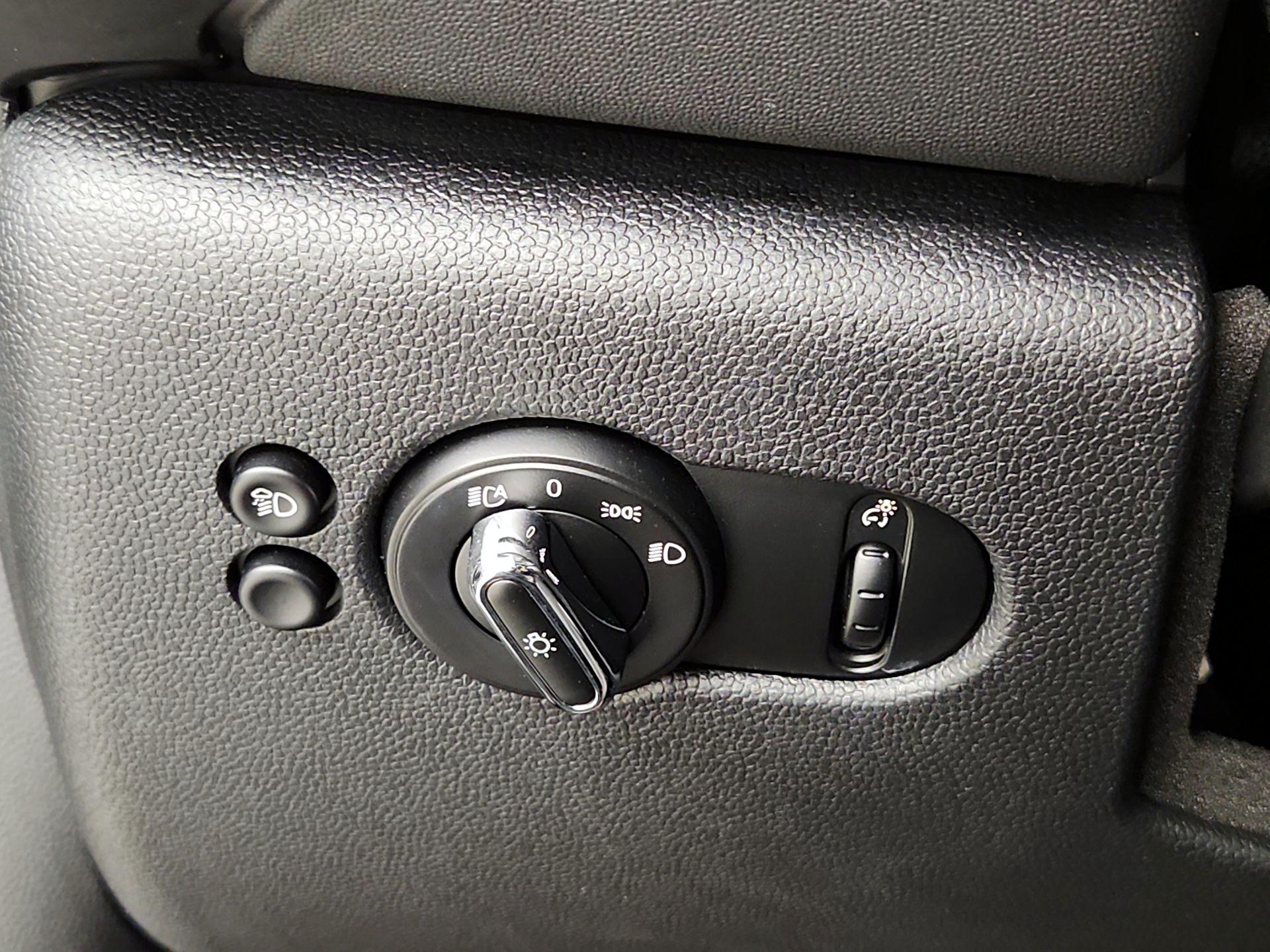 Thumbnail: 2023 MINI Cooper Hardtop - 13