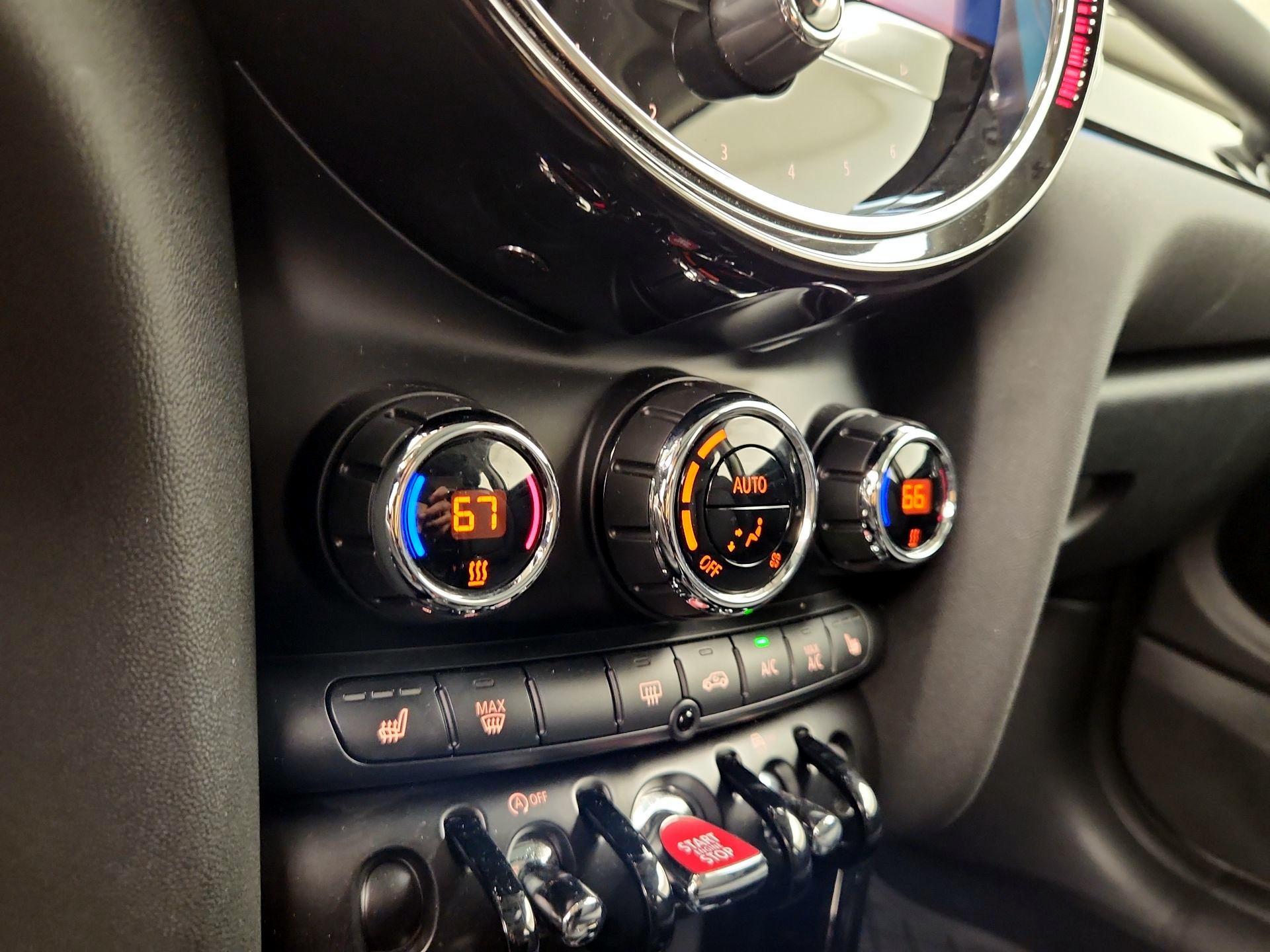 Thumbnail: 2023 MINI Cooper Hardtop - 16