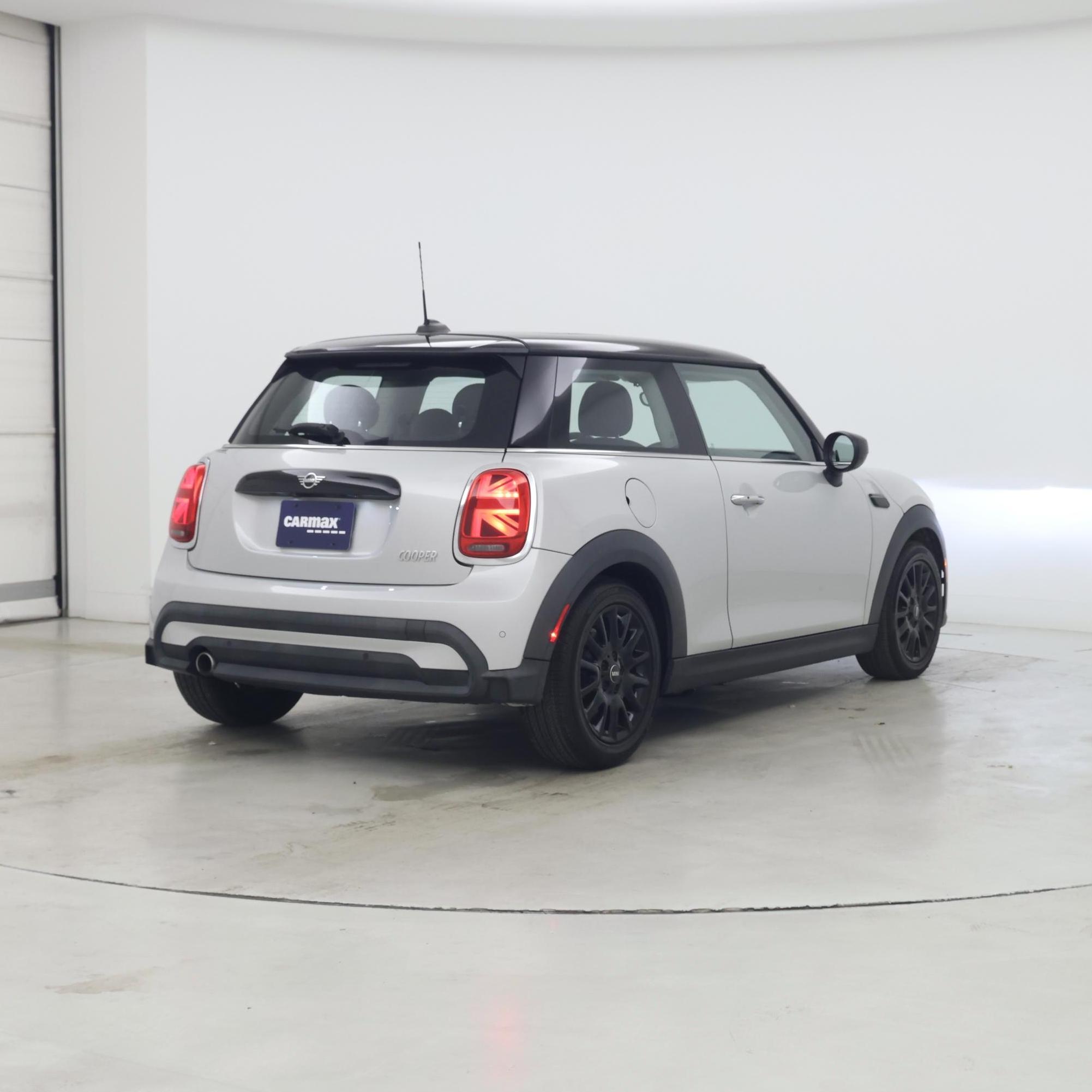 Thumbnail: 2023 MINI Cooper Hardtop - 8