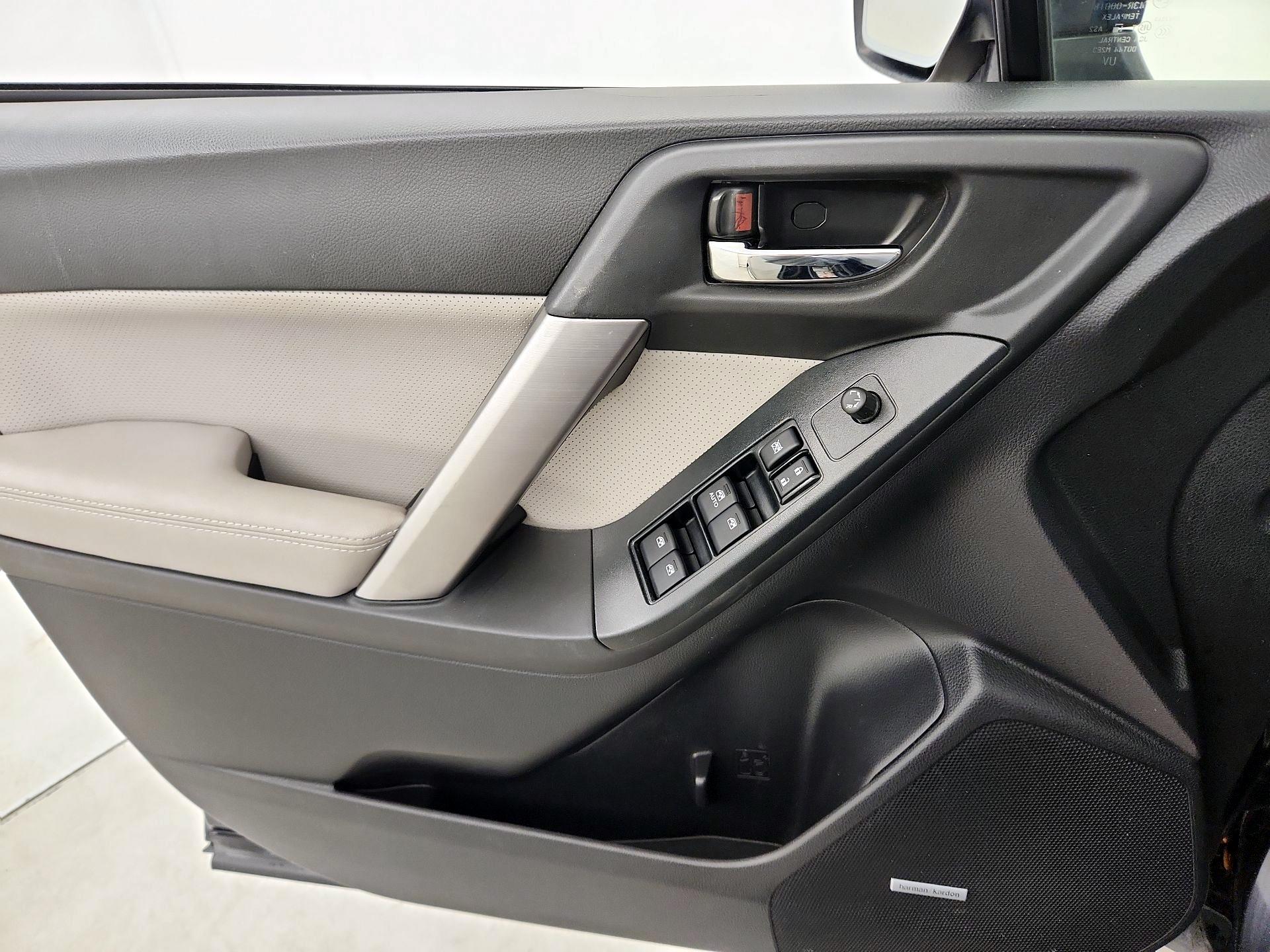 Thumbnail: 2015 Subaru Forester - 12