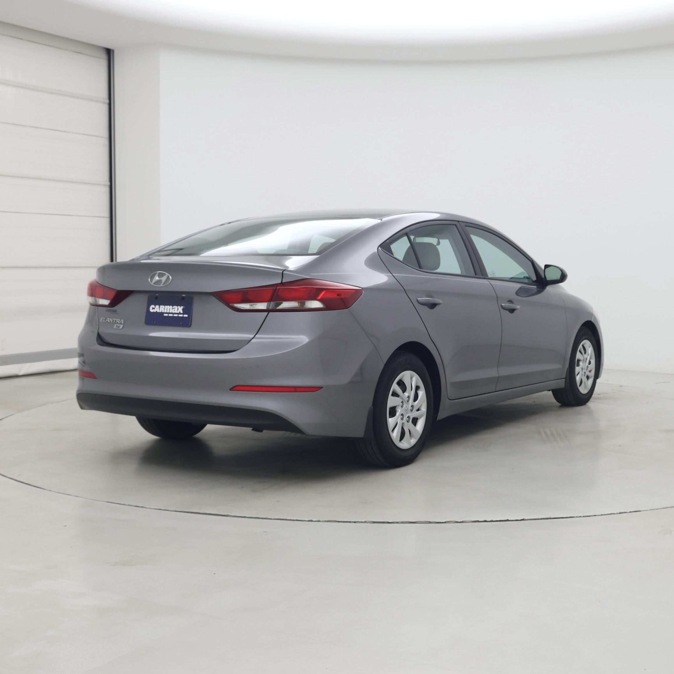 Thumbnail: 2018 Hyundai Elantra - 8