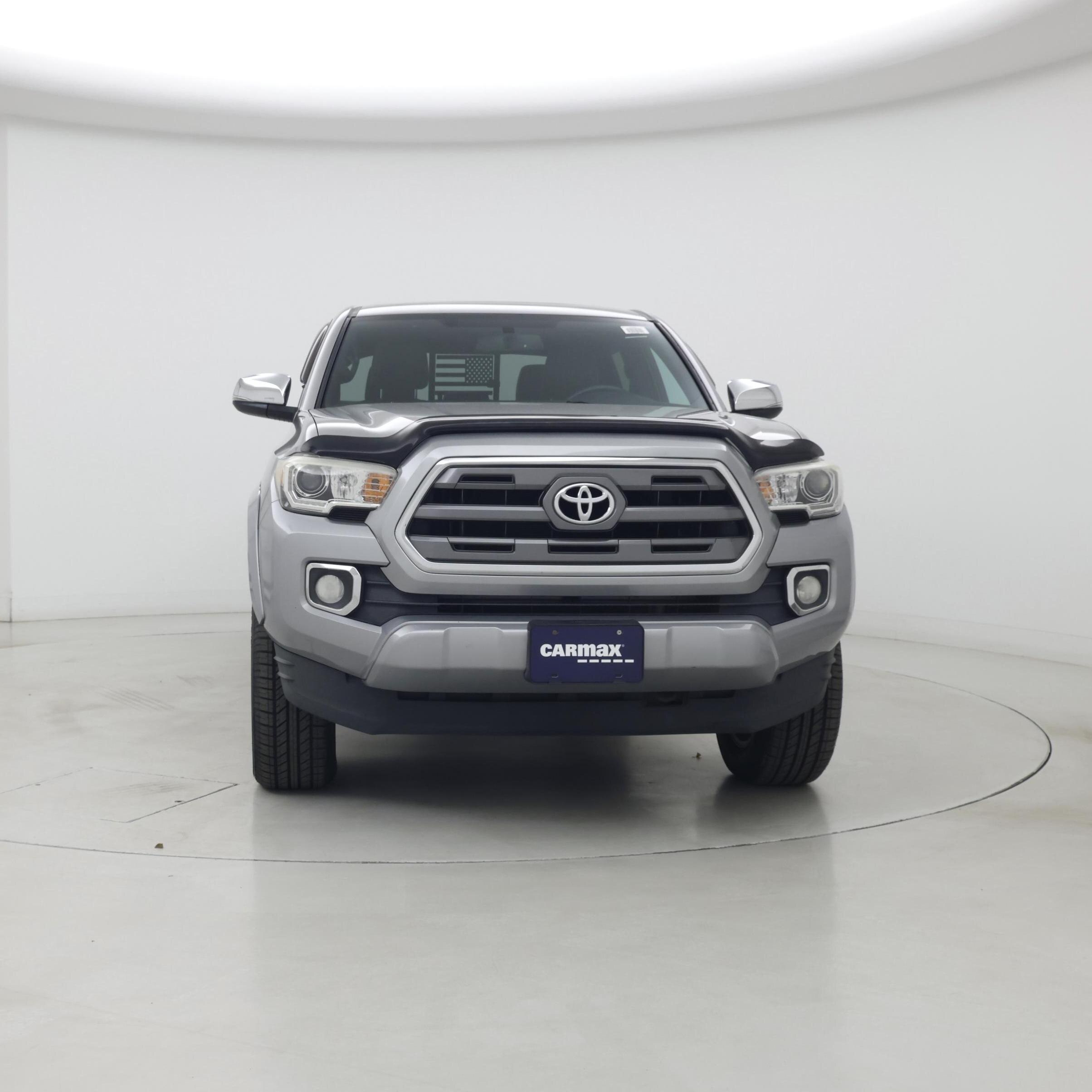 Thumbnail: 2016 Toyota Tacoma - 5