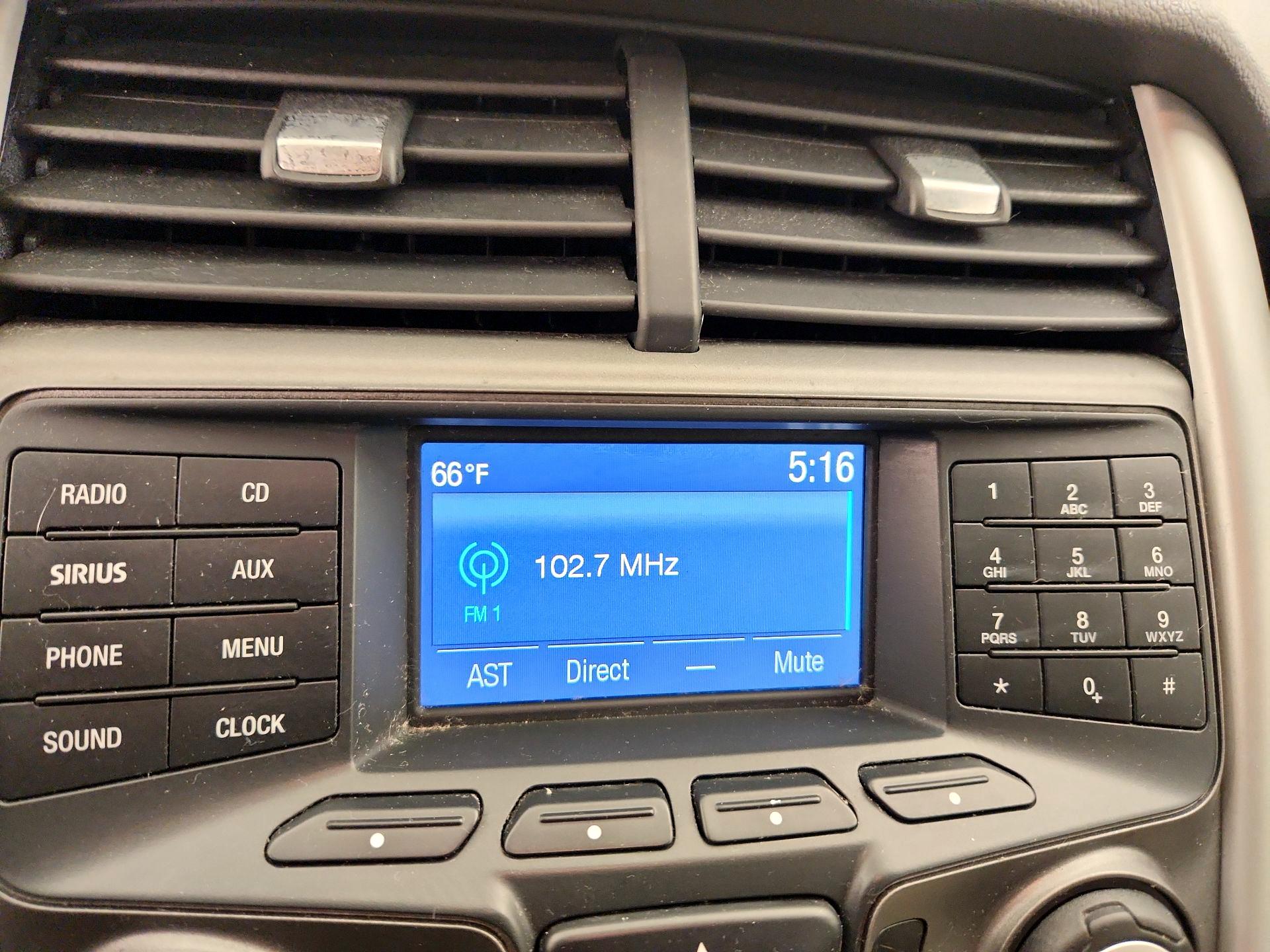 Thumbnail: 2014 Ford Edge - 14