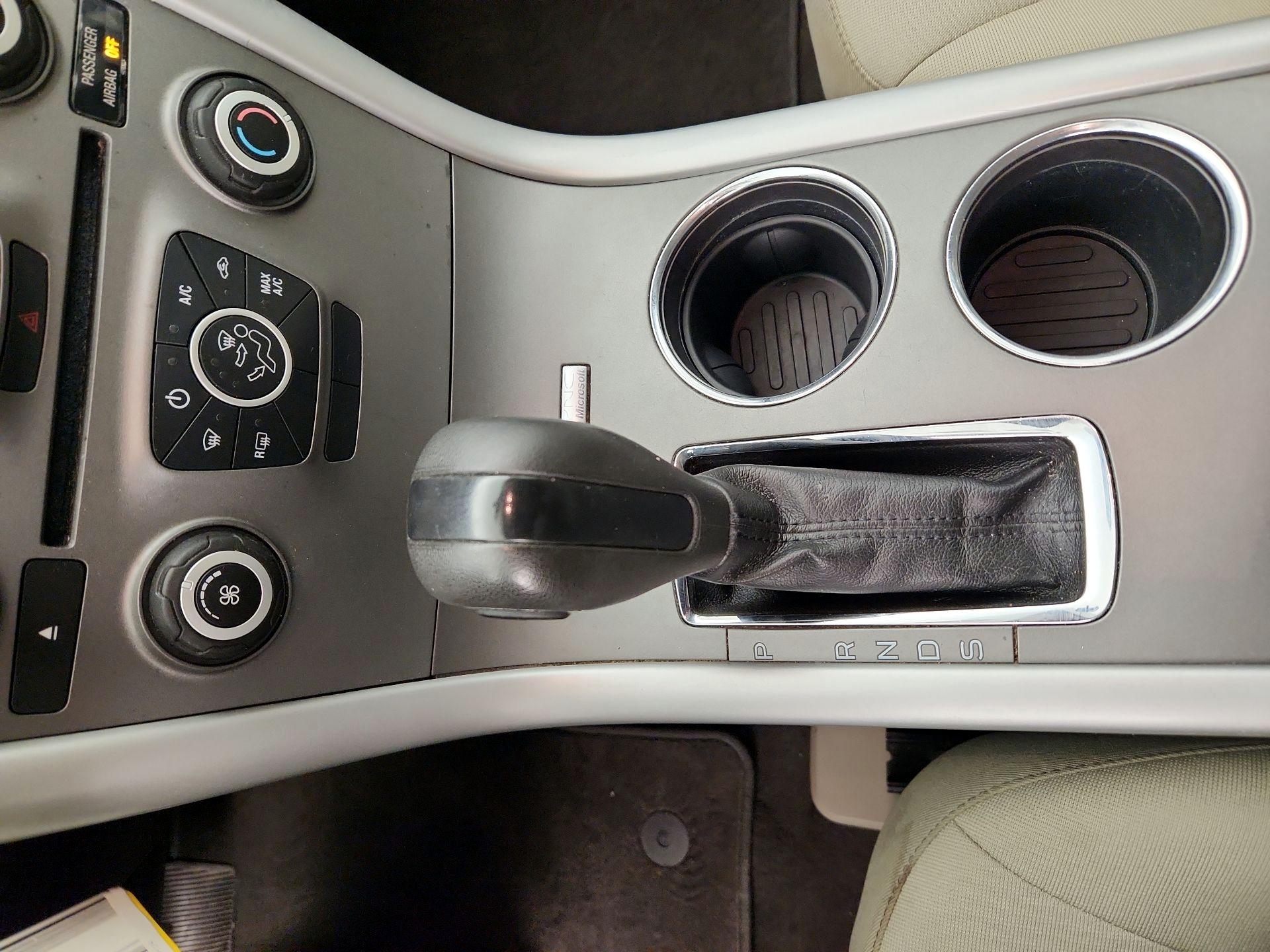 Thumbnail: 2014 Ford Edge - 16