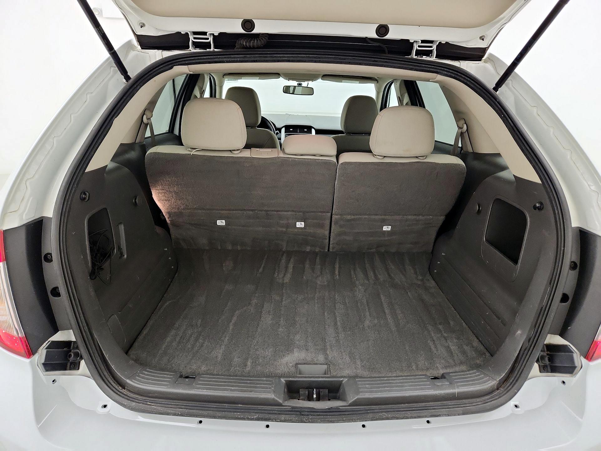 Thumbnail: 2014 Ford Edge - 19