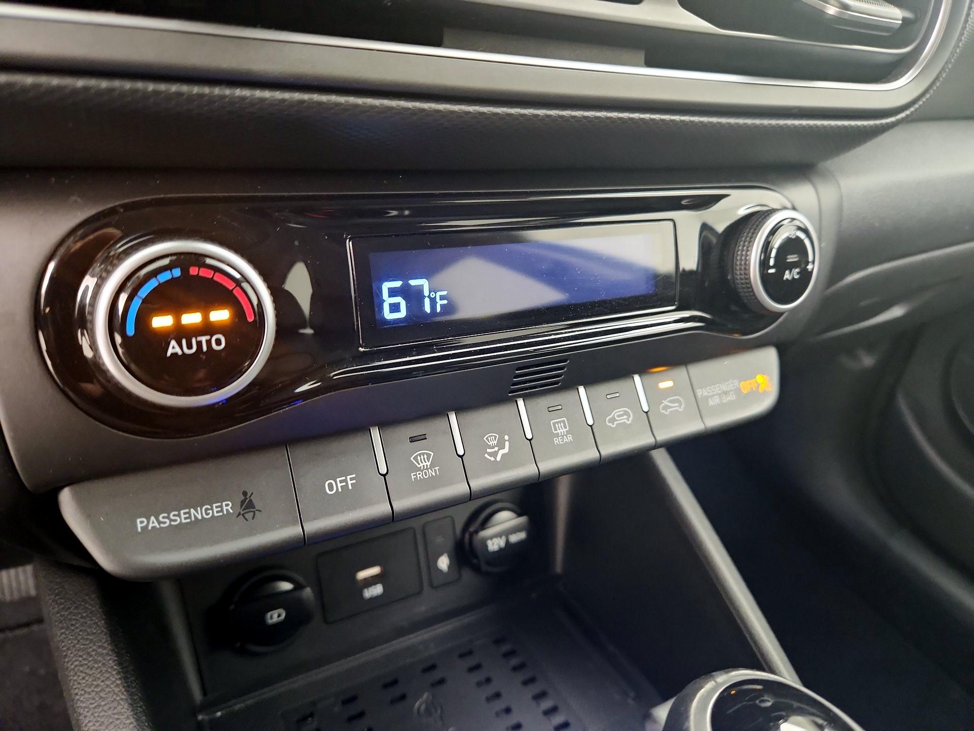 Thumbnail: 2022 Hyundai Kona - 17