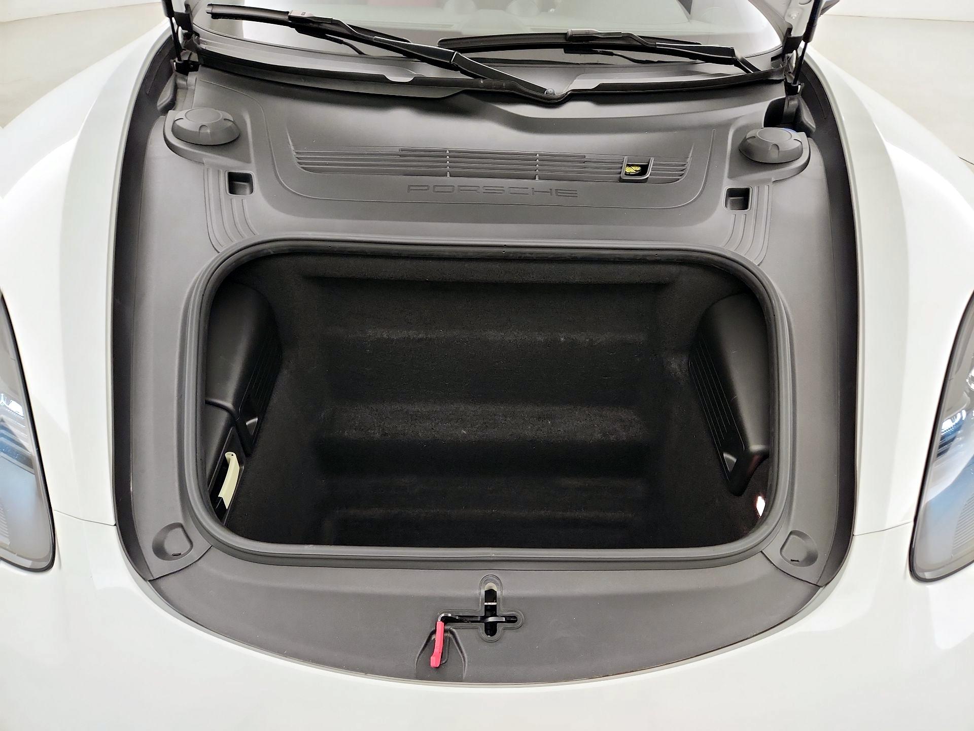 Thumbnail: 2019 Porsche 718 Cayman - 18