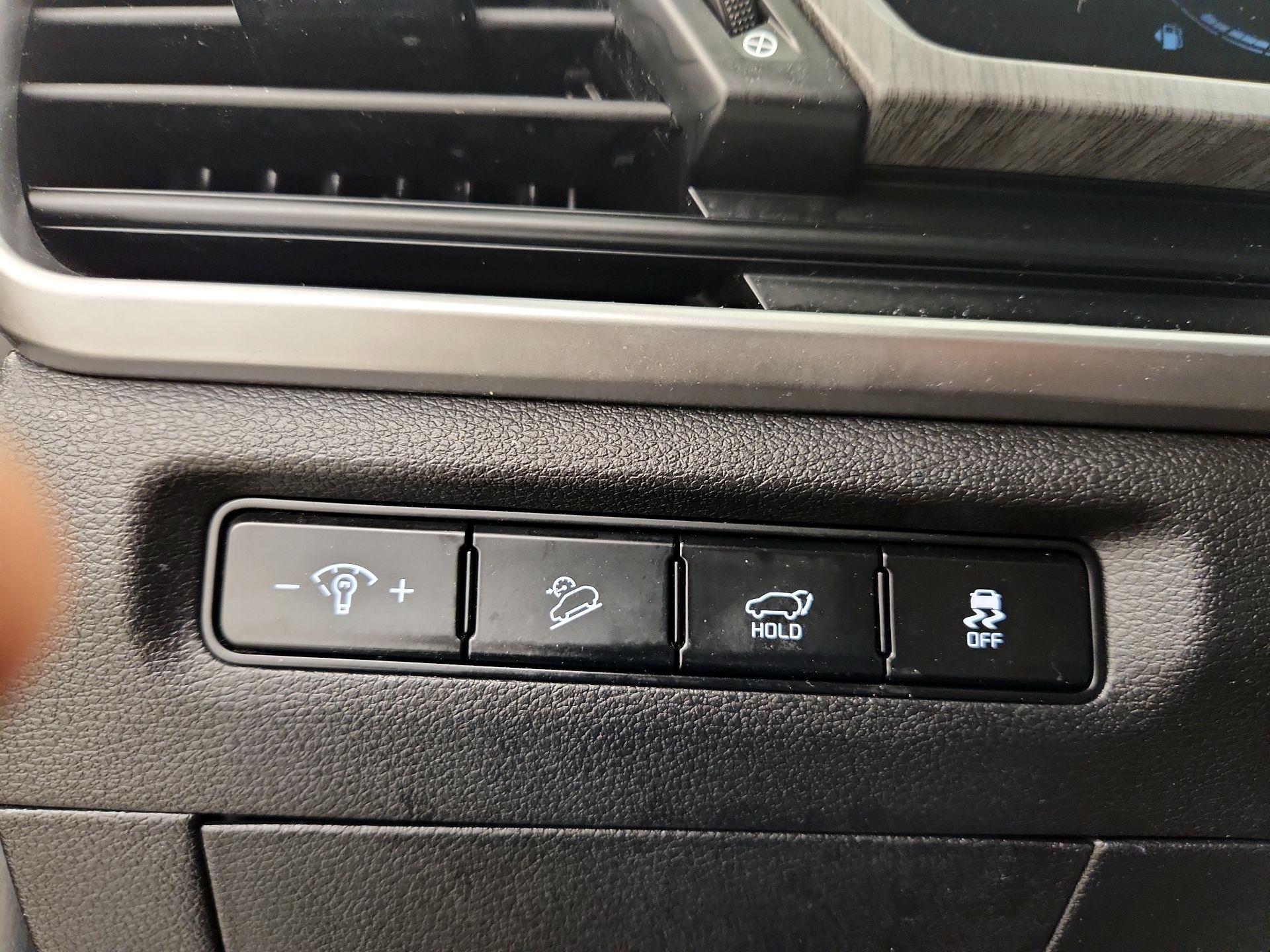 Thumbnail: 2024 Kia Telluride - 13