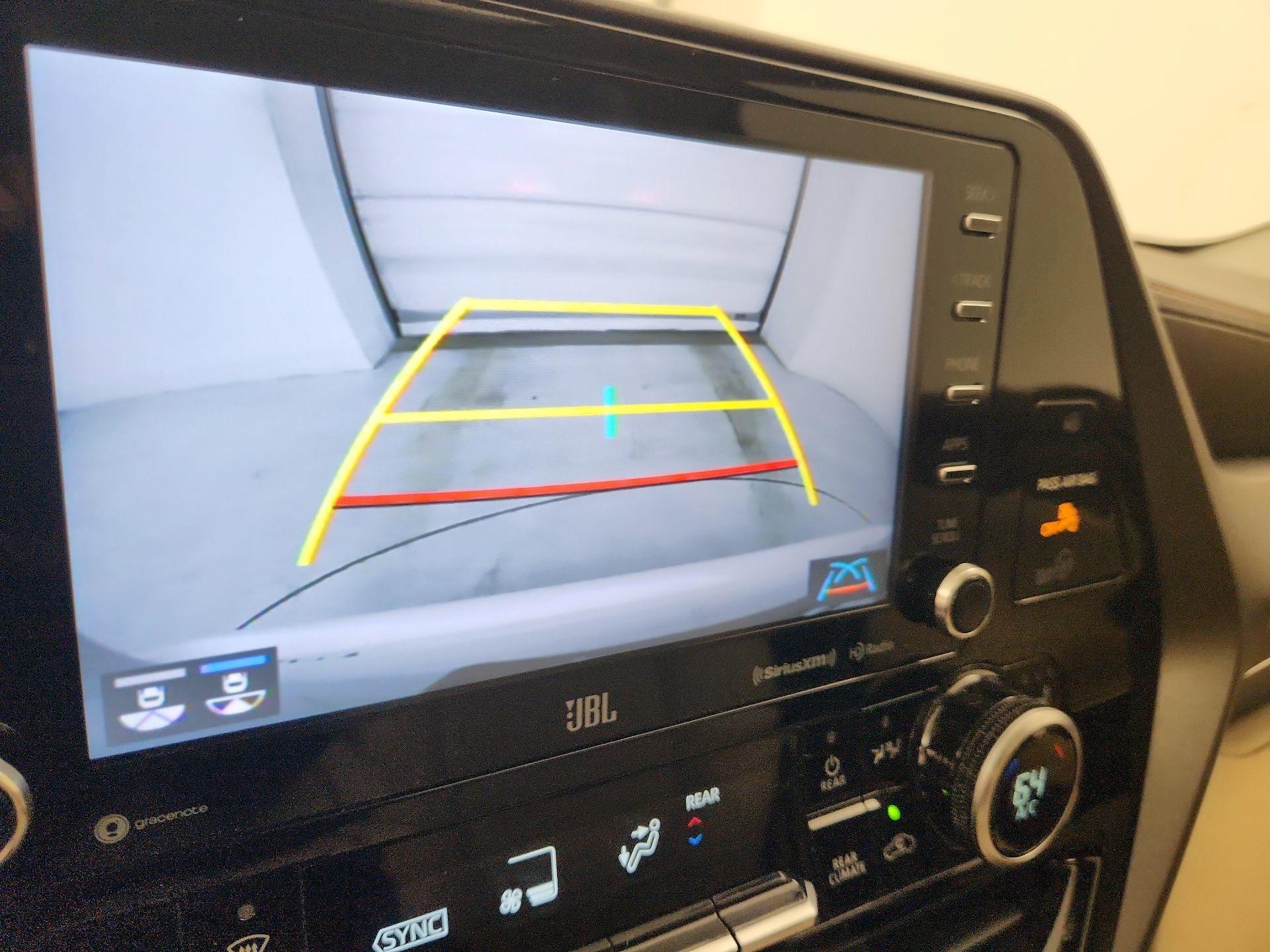 Thumbnail: 2021 Toyota Highlander - 15