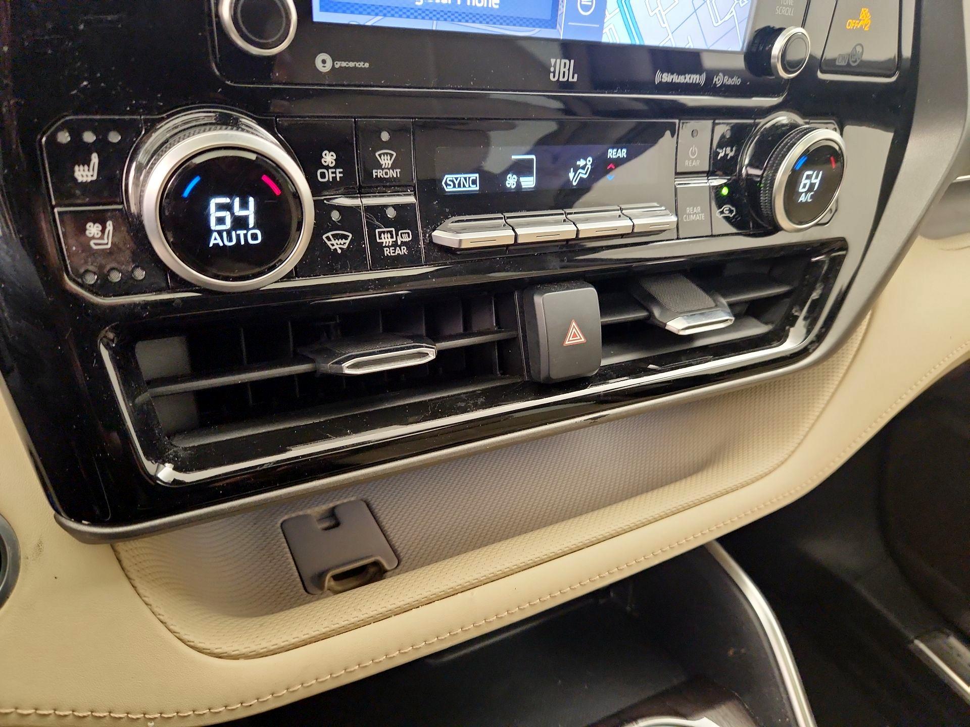 Thumbnail: 2021 Toyota Highlander - 17