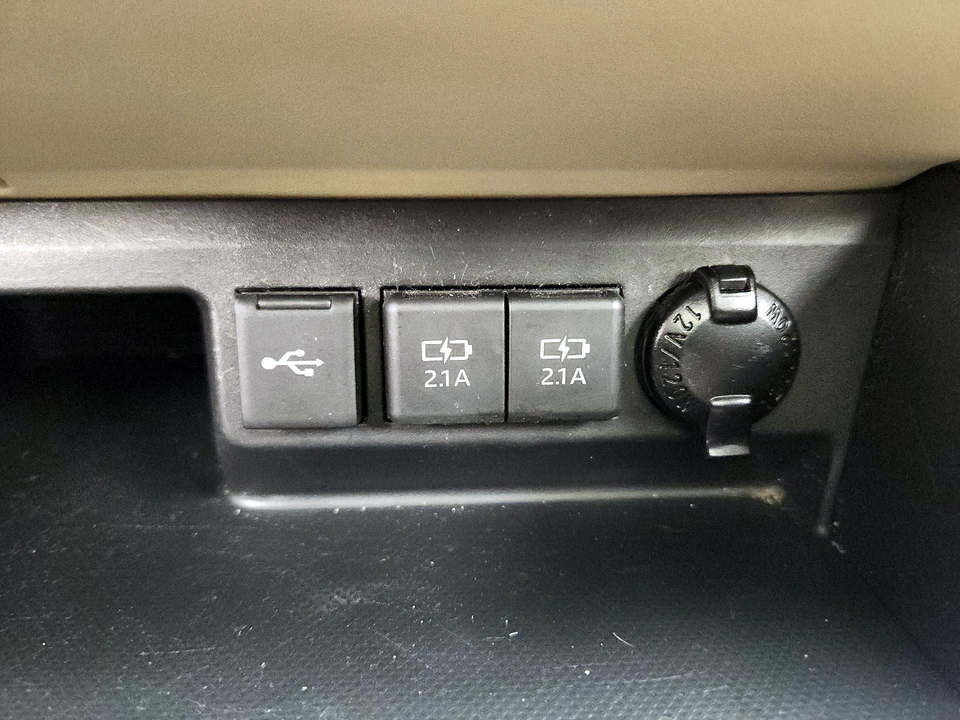 Thumbnail: 2021 Toyota Highlander - 19