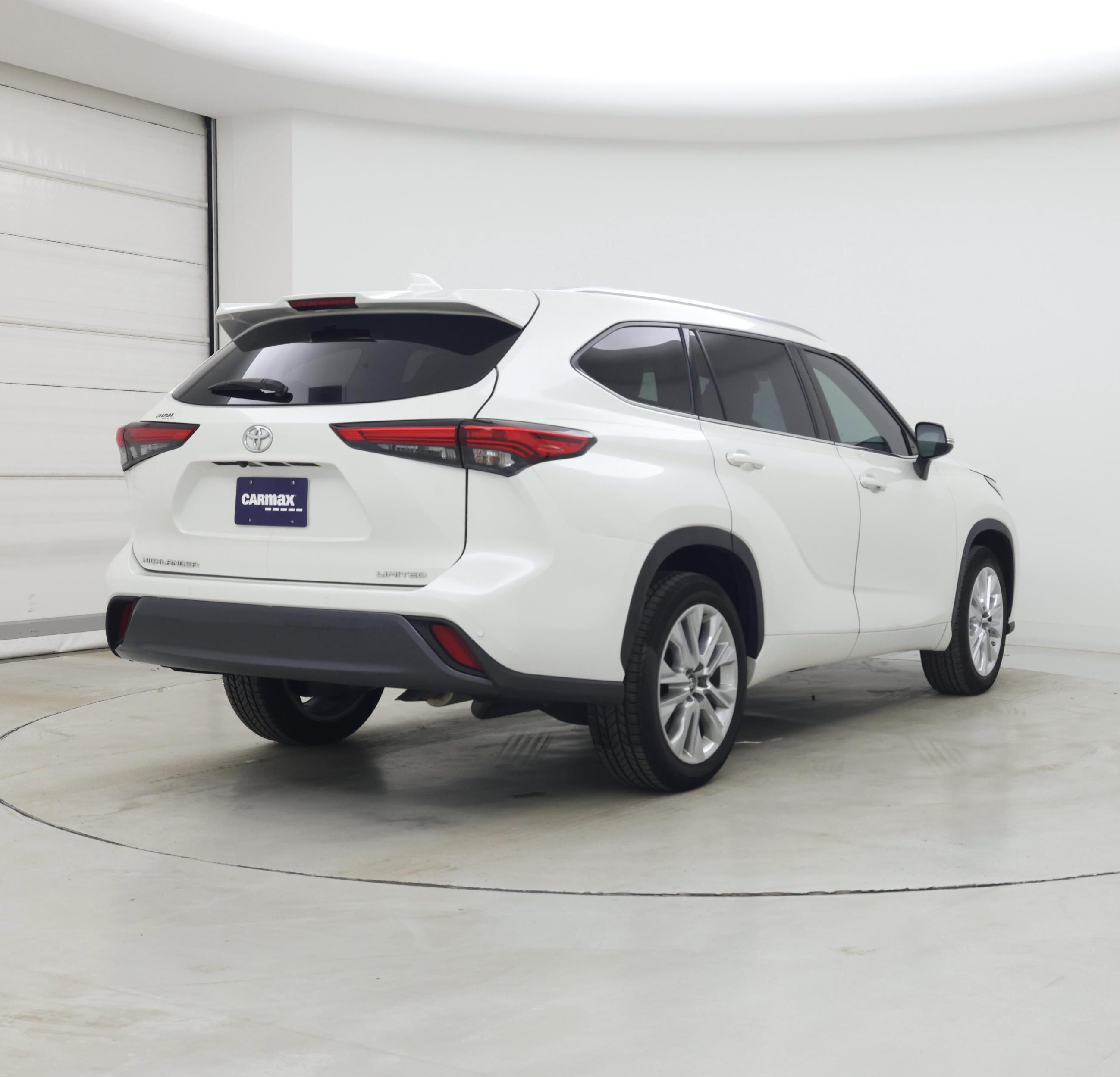 Thumbnail: 2021 Toyota Highlander - 8