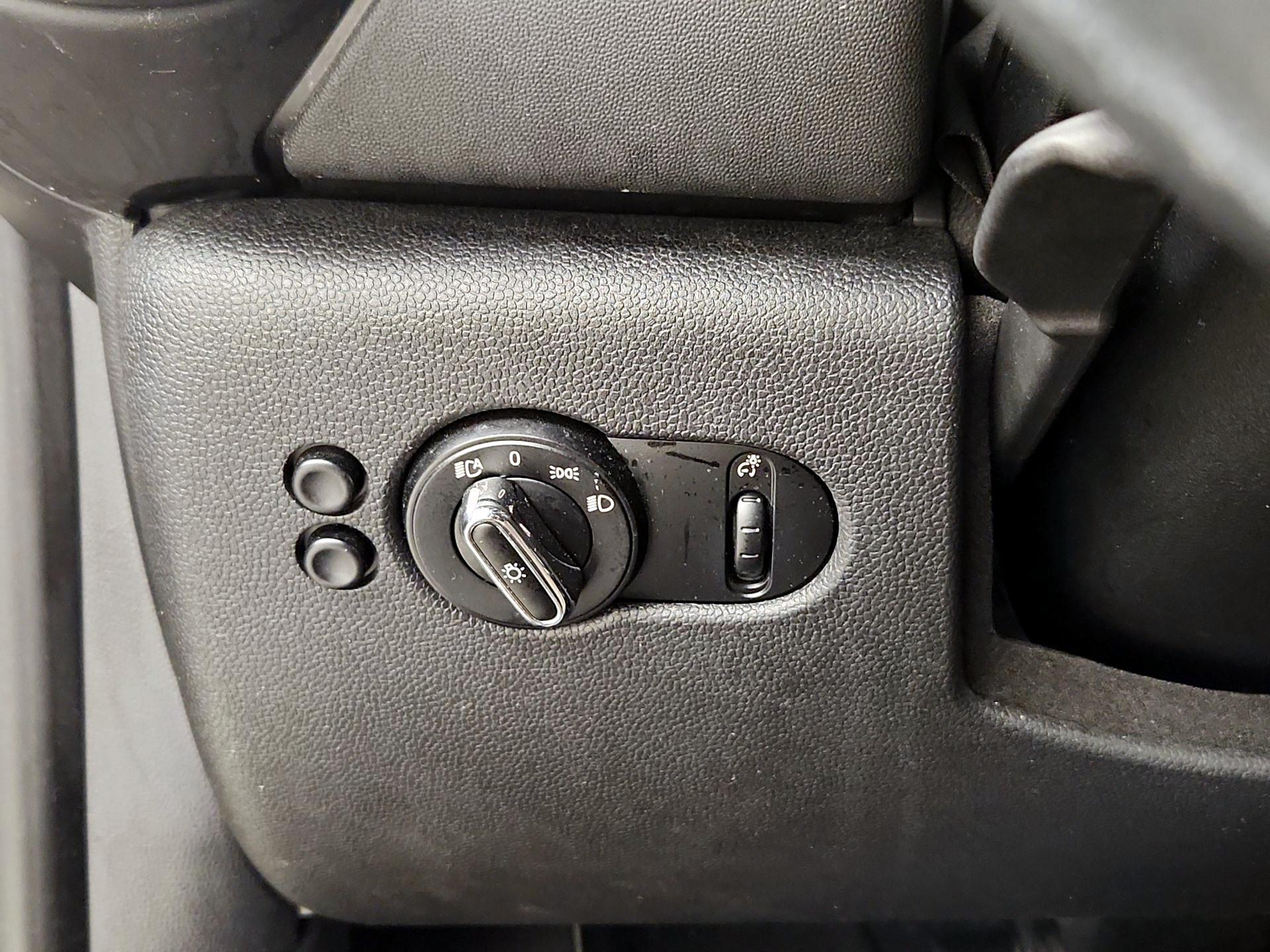 Thumbnail: 2019 MINI Cooper - 13