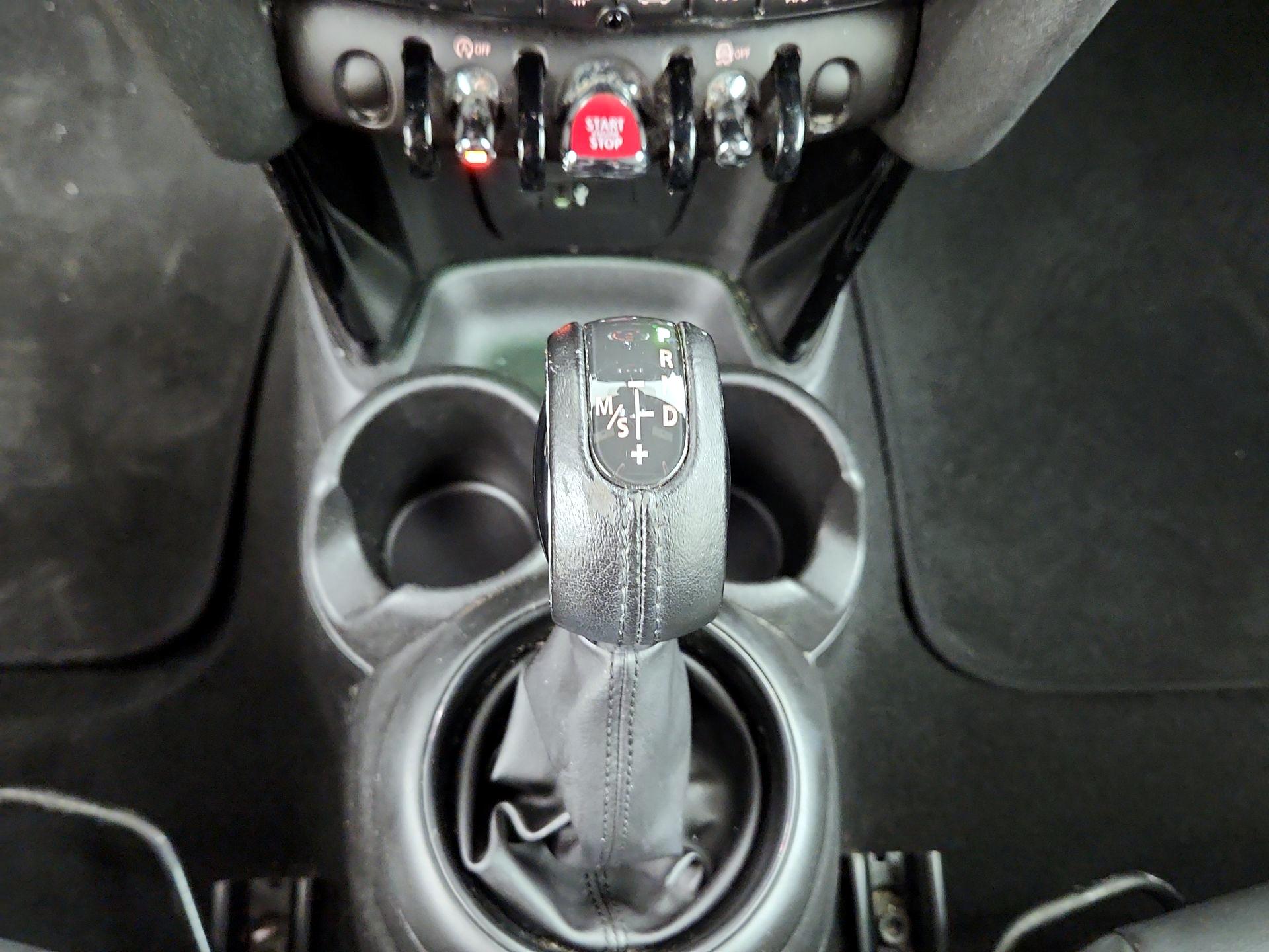 Thumbnail: 2019 MINI Cooper - 17