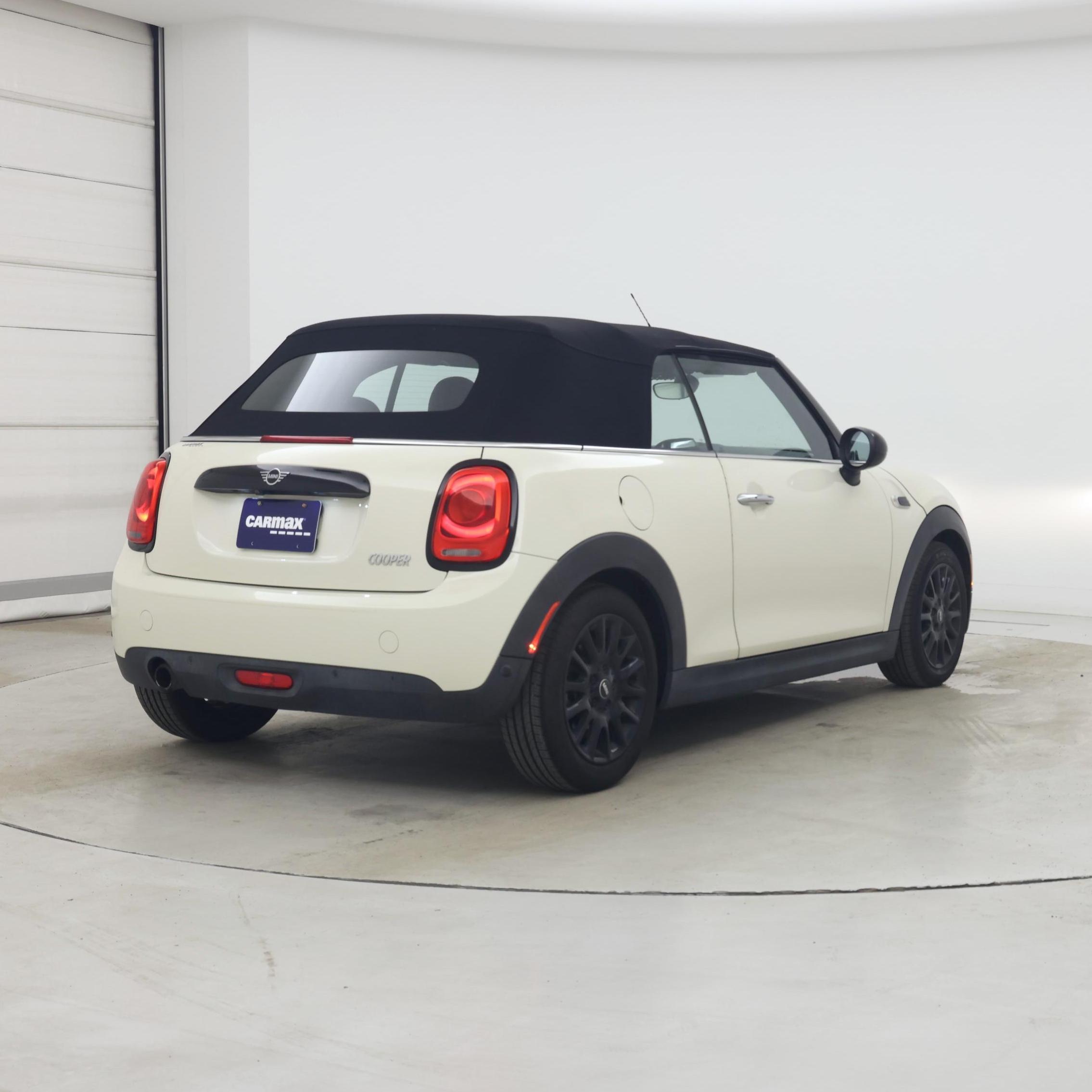 Thumbnail: 2019 MINI Cooper - 8