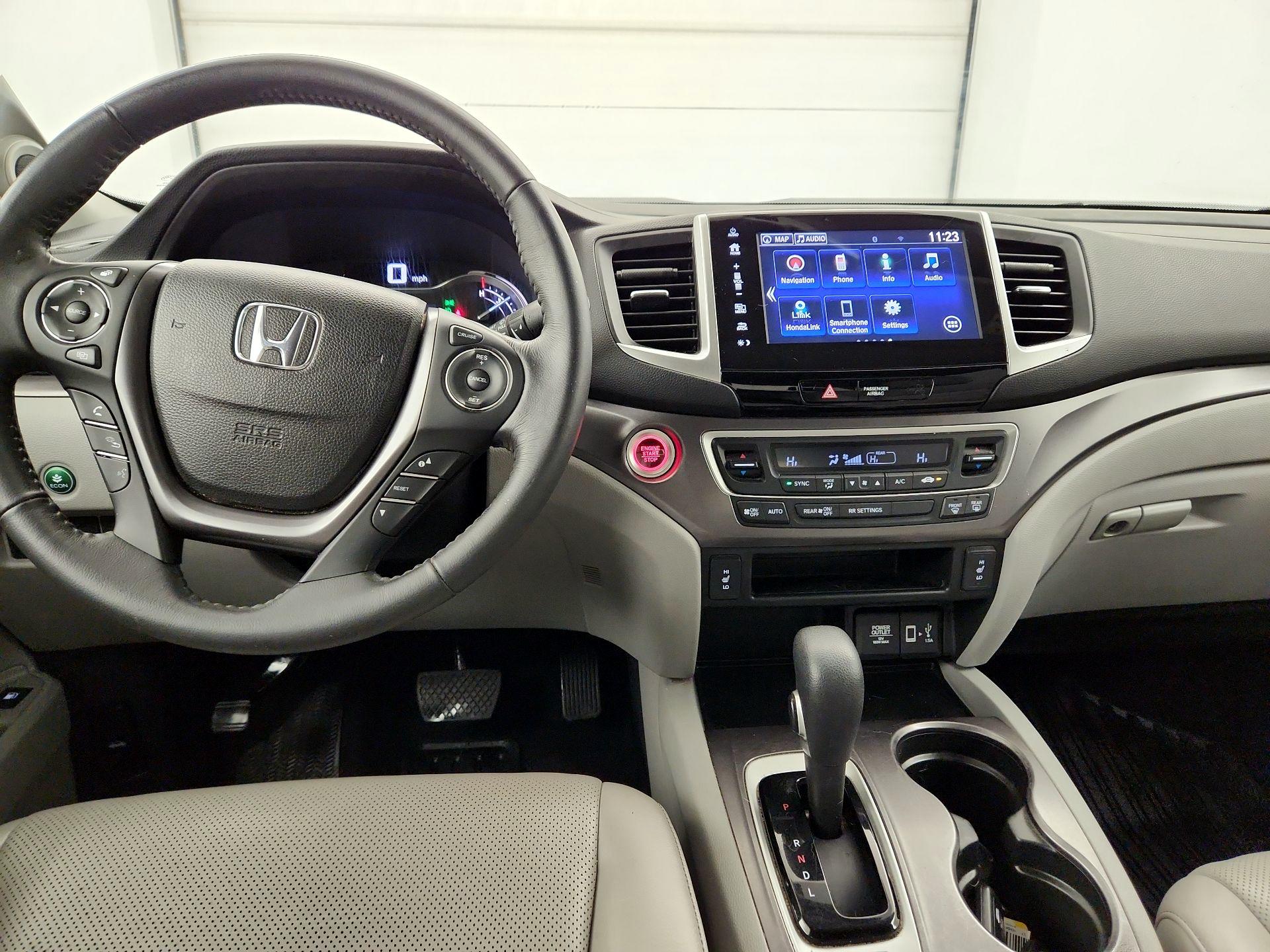 Thumbnail: 2017 Honda Ridgeline - 9