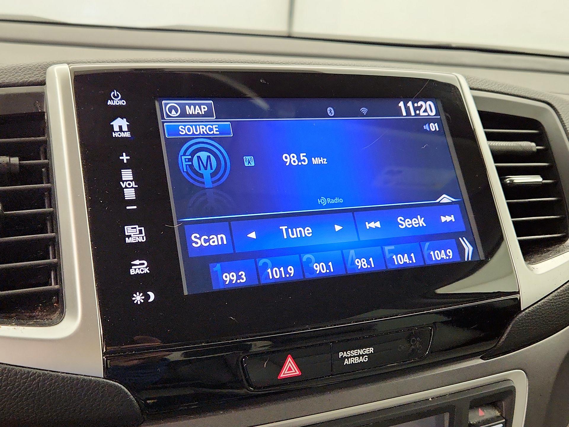 Thumbnail: 2017 Honda Ridgeline - 16