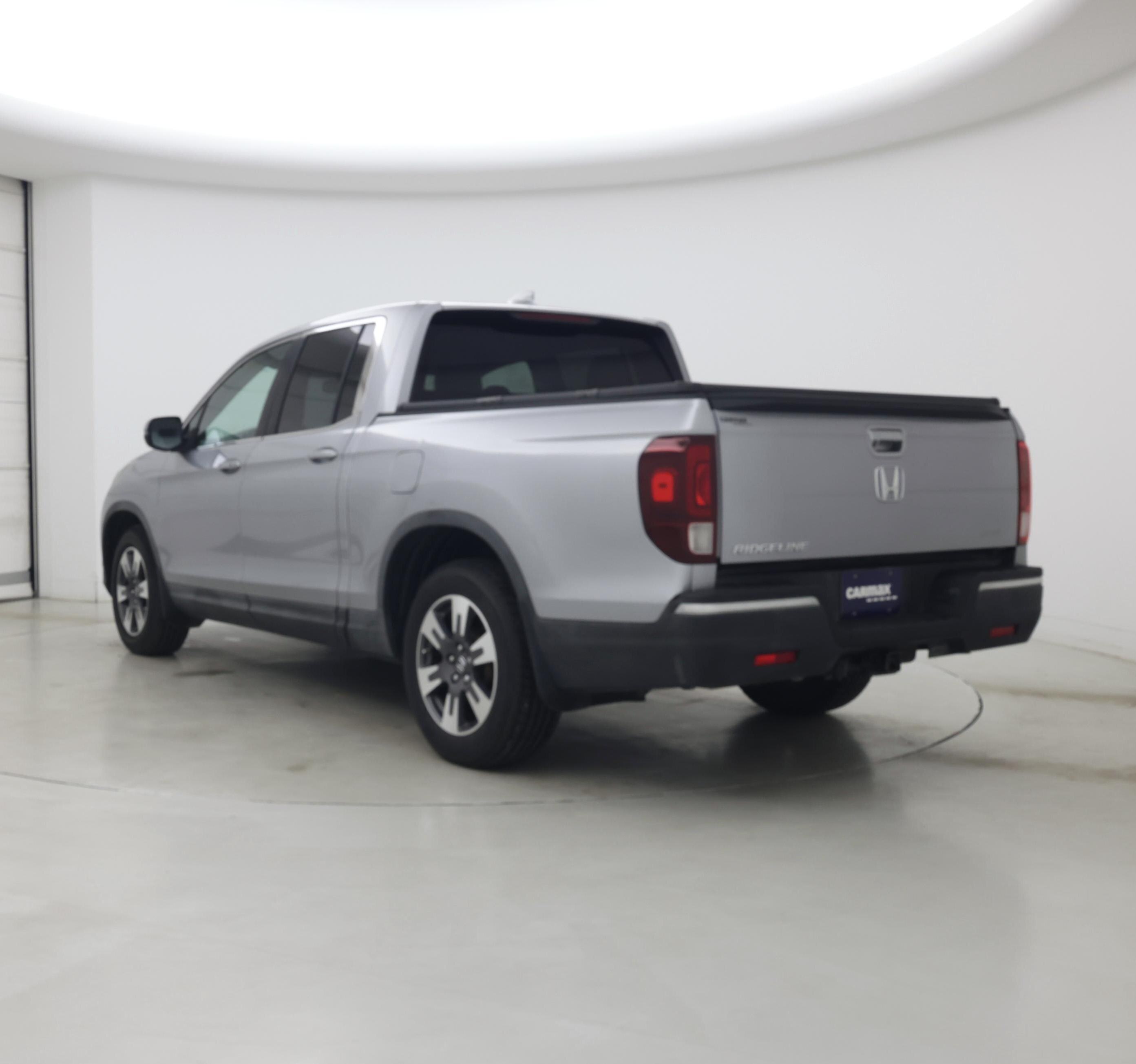 Thumbnail: 2017 Honda Ridgeline - 2