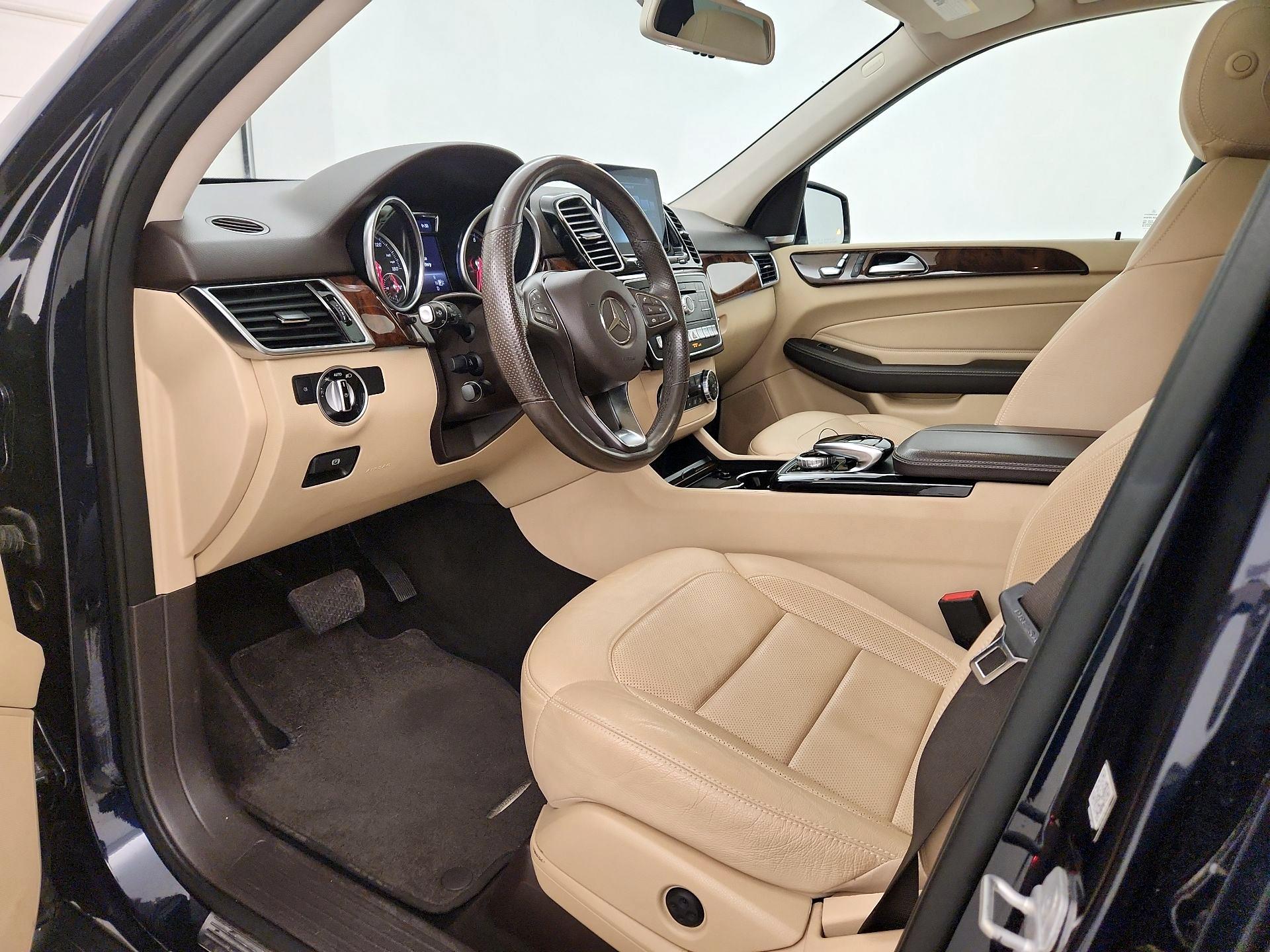 Thumbnail: 2016 Mercedes-Benz GLE - 11