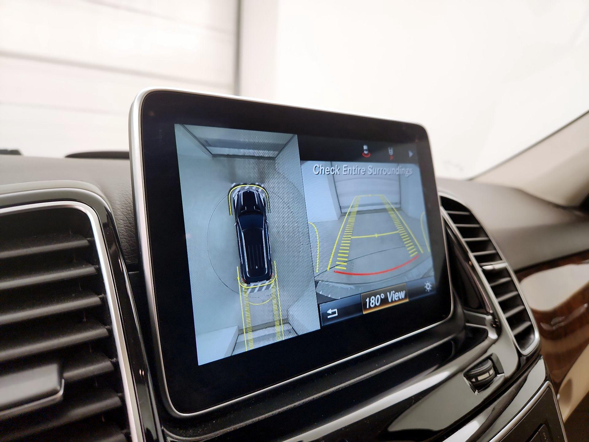 Thumbnail: 2016 Mercedes-Benz GLE - 15