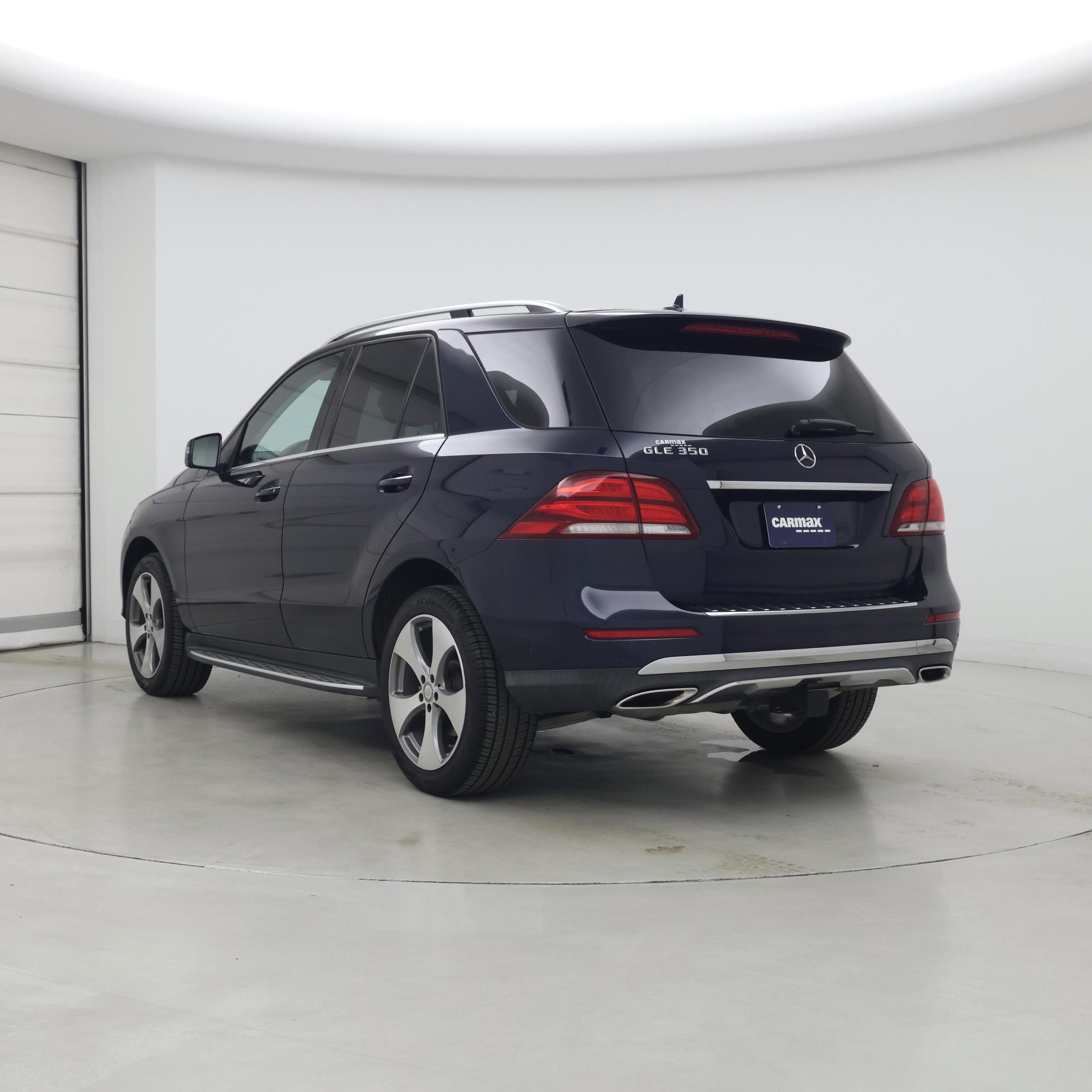 Thumbnail: 2016 Mercedes-Benz GLE - 2