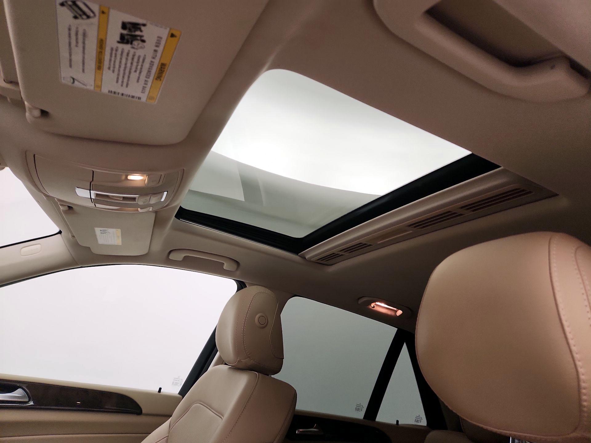 Thumbnail: 2016 Mercedes-Benz GLE - 20