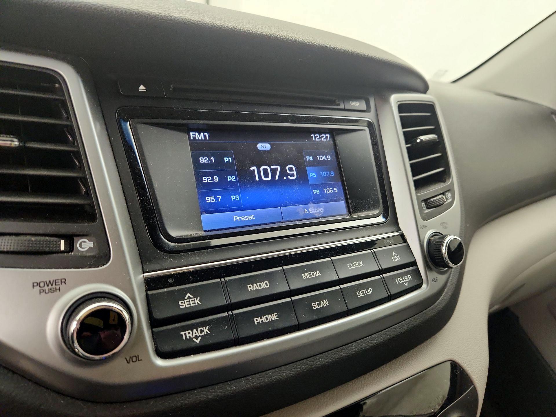 Thumbnail: 2017 Hyundai Tucson - 15