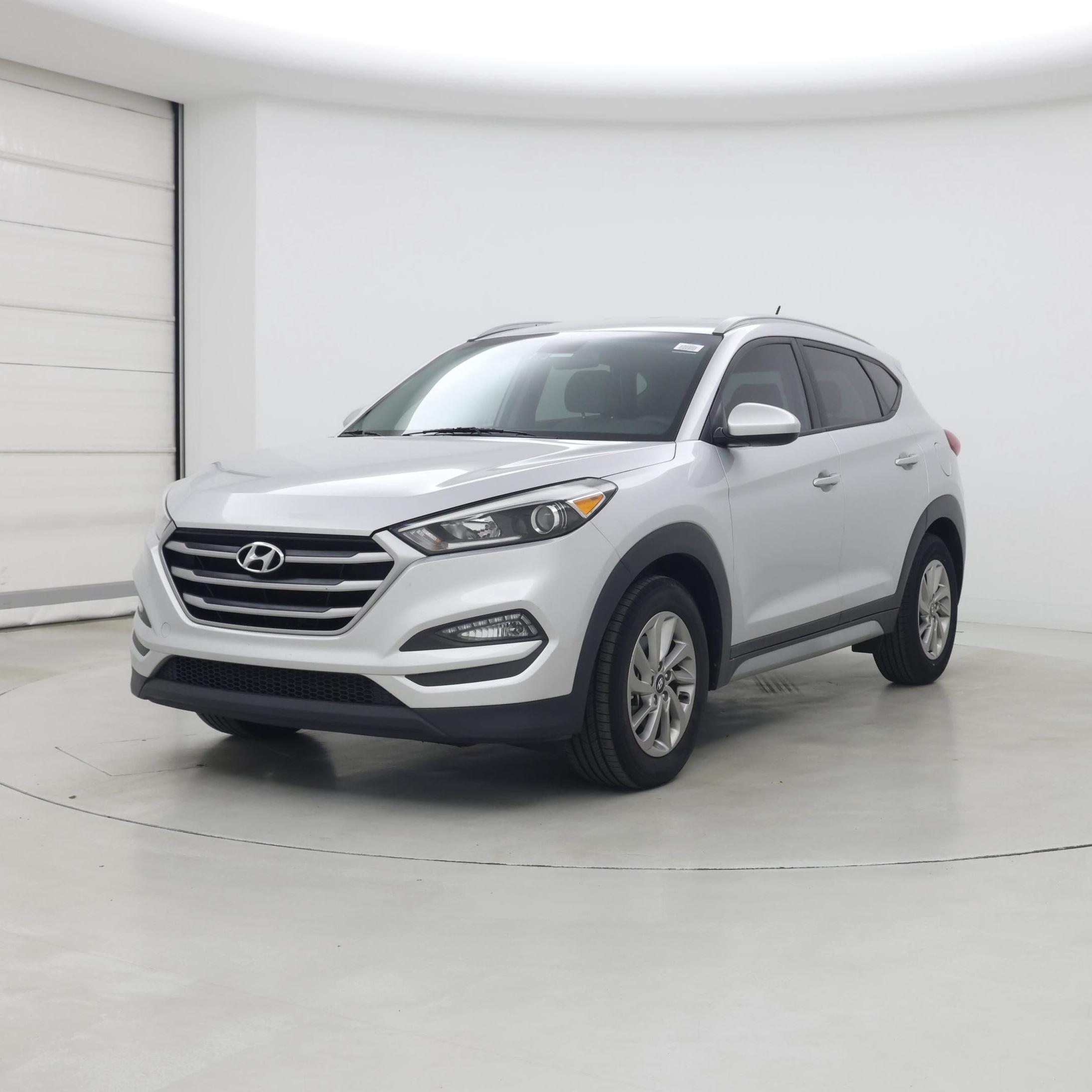Thumbnail: 2017 Hyundai Tucson - 4