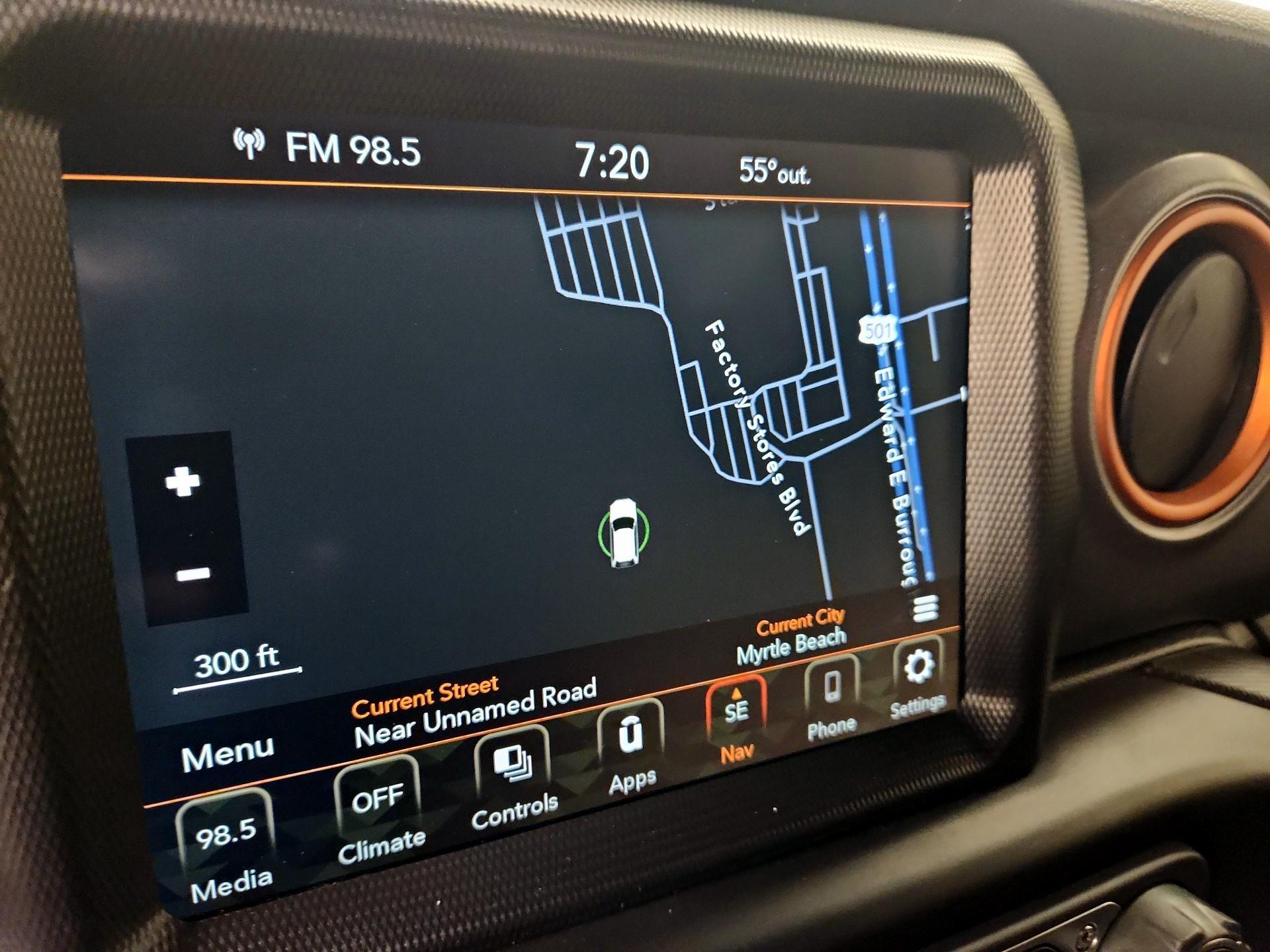 Thumbnail: 2023 Jeep Gladiator - 14