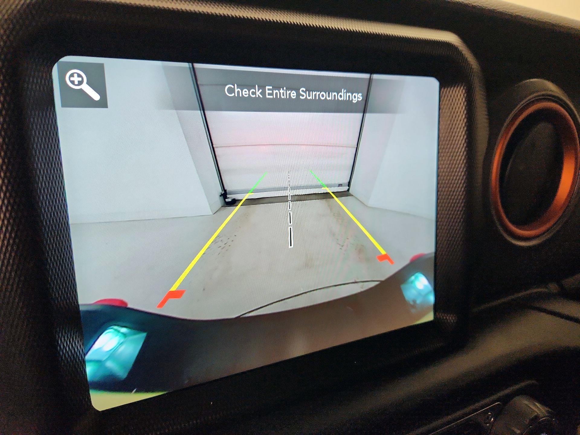 Thumbnail: 2023 Jeep Gladiator - 15