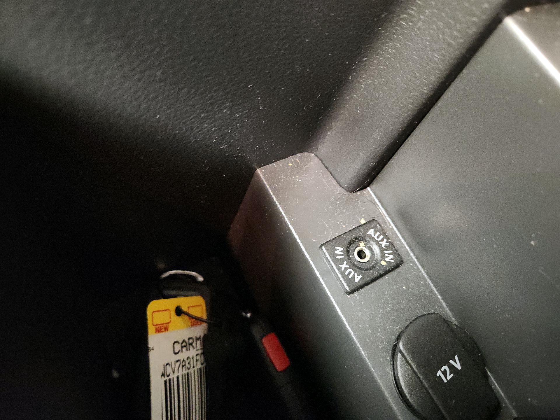 Thumbnail: 2015 Volkswagen Passat - 19