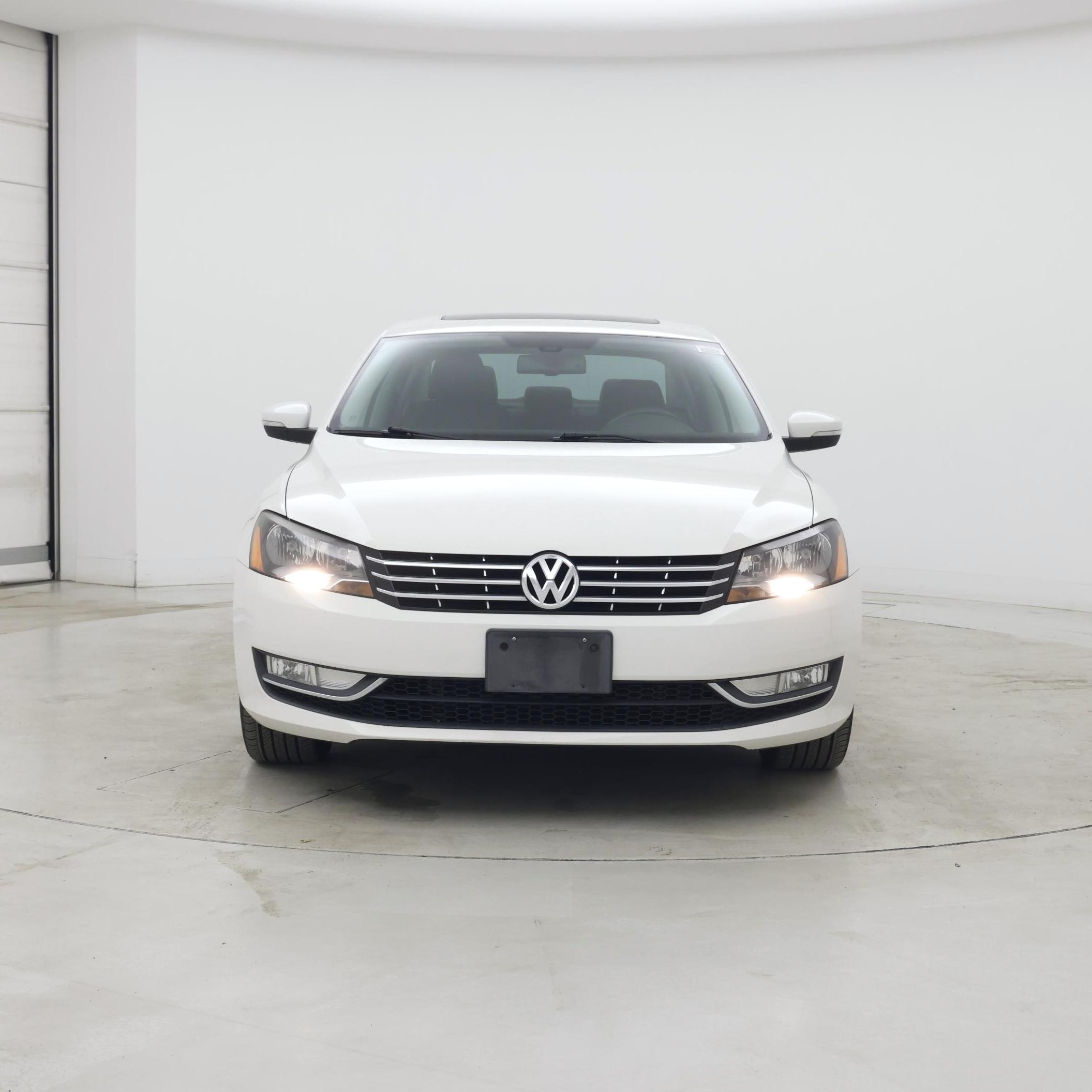 Thumbnail: 2015 Volkswagen Passat - 5