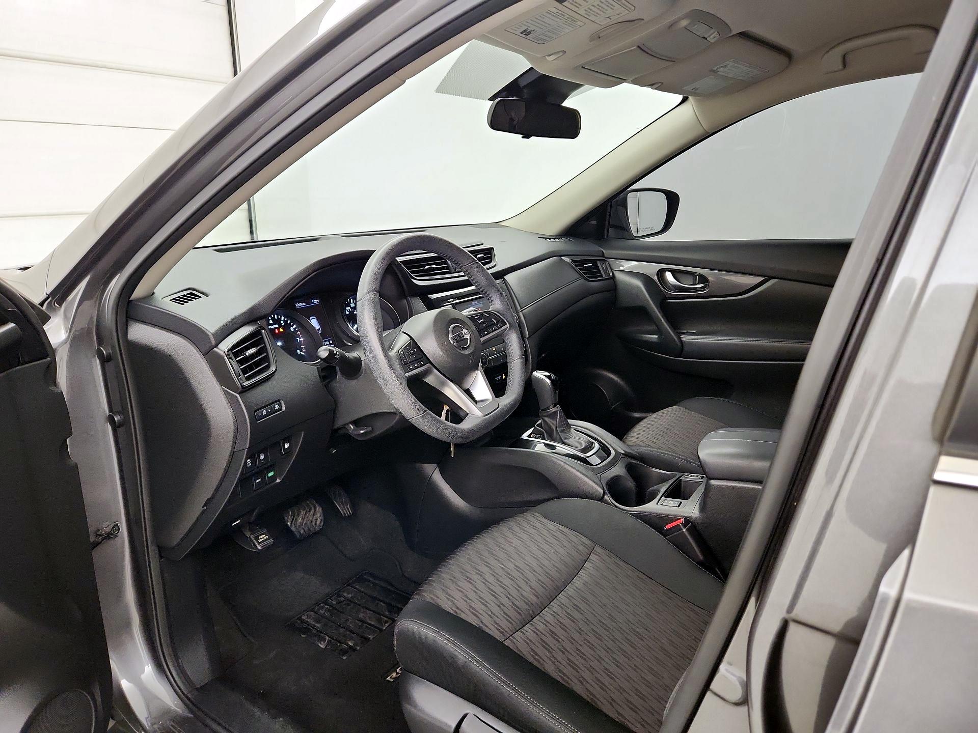 Thumbnail: 2020 Nissan Rogue - 11