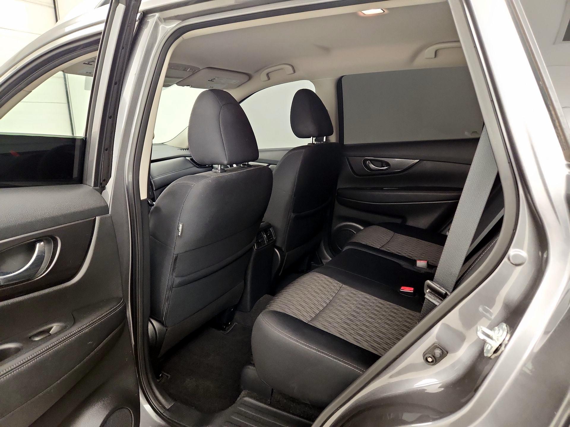 Thumbnail: 2020 Nissan Rogue - 19