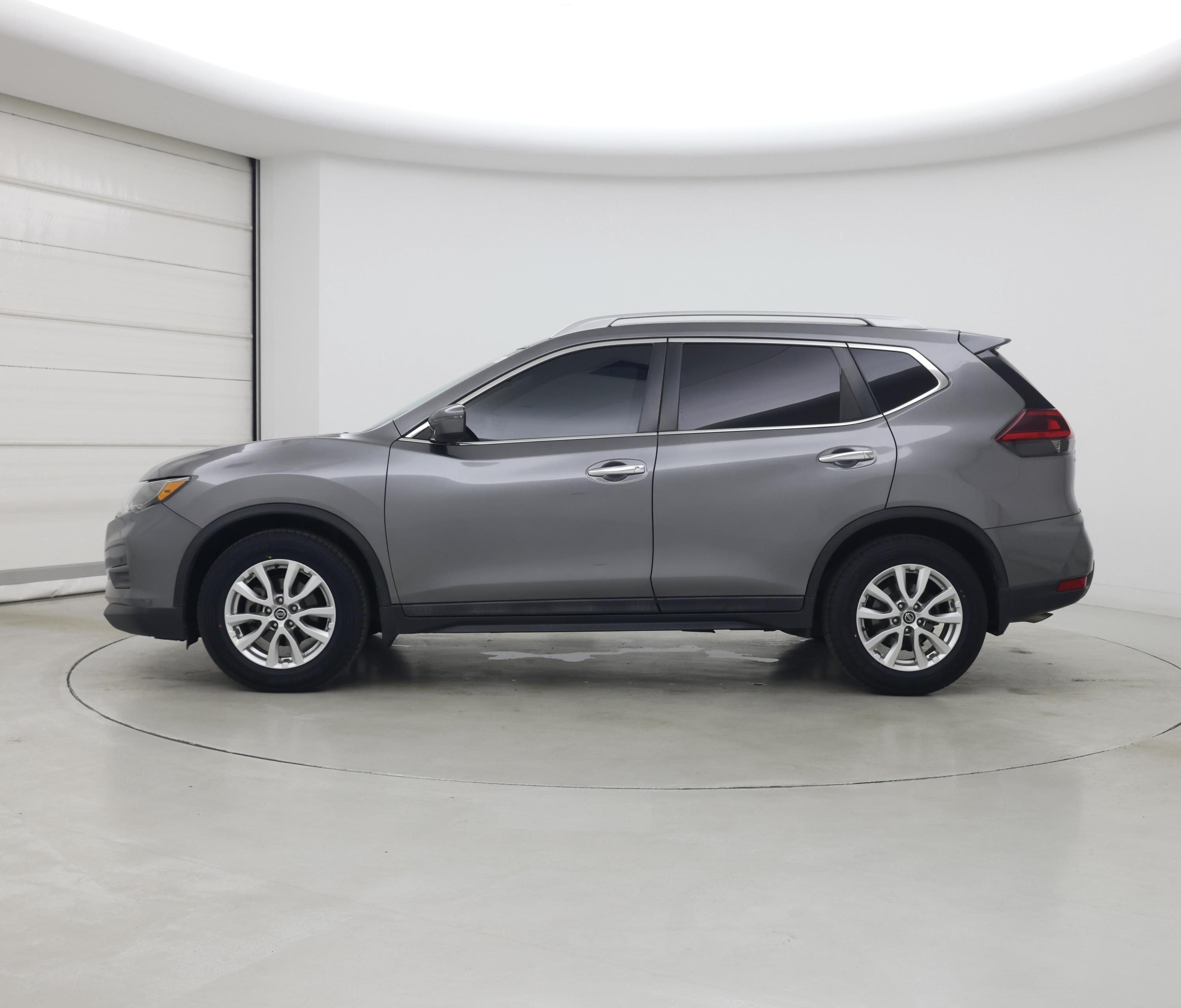 Thumbnail: 2020 Nissan Rogue - 3