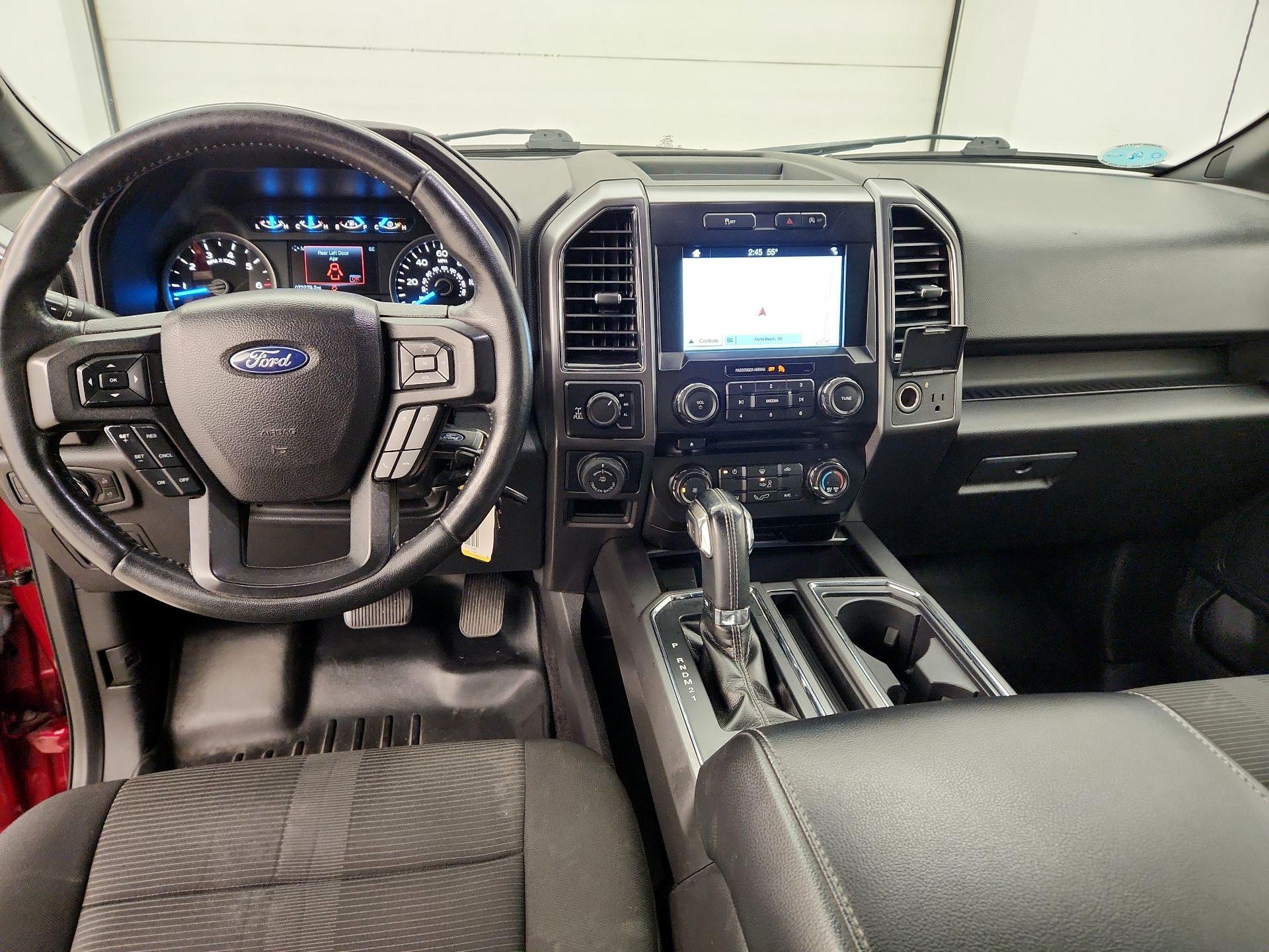 Thumbnail: 2017 Ford F-150 - 9