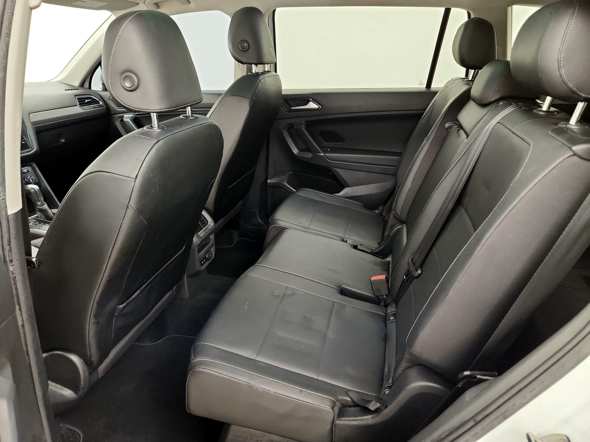 Thumbnail: 2018 Volkswagen Tiguan - 20