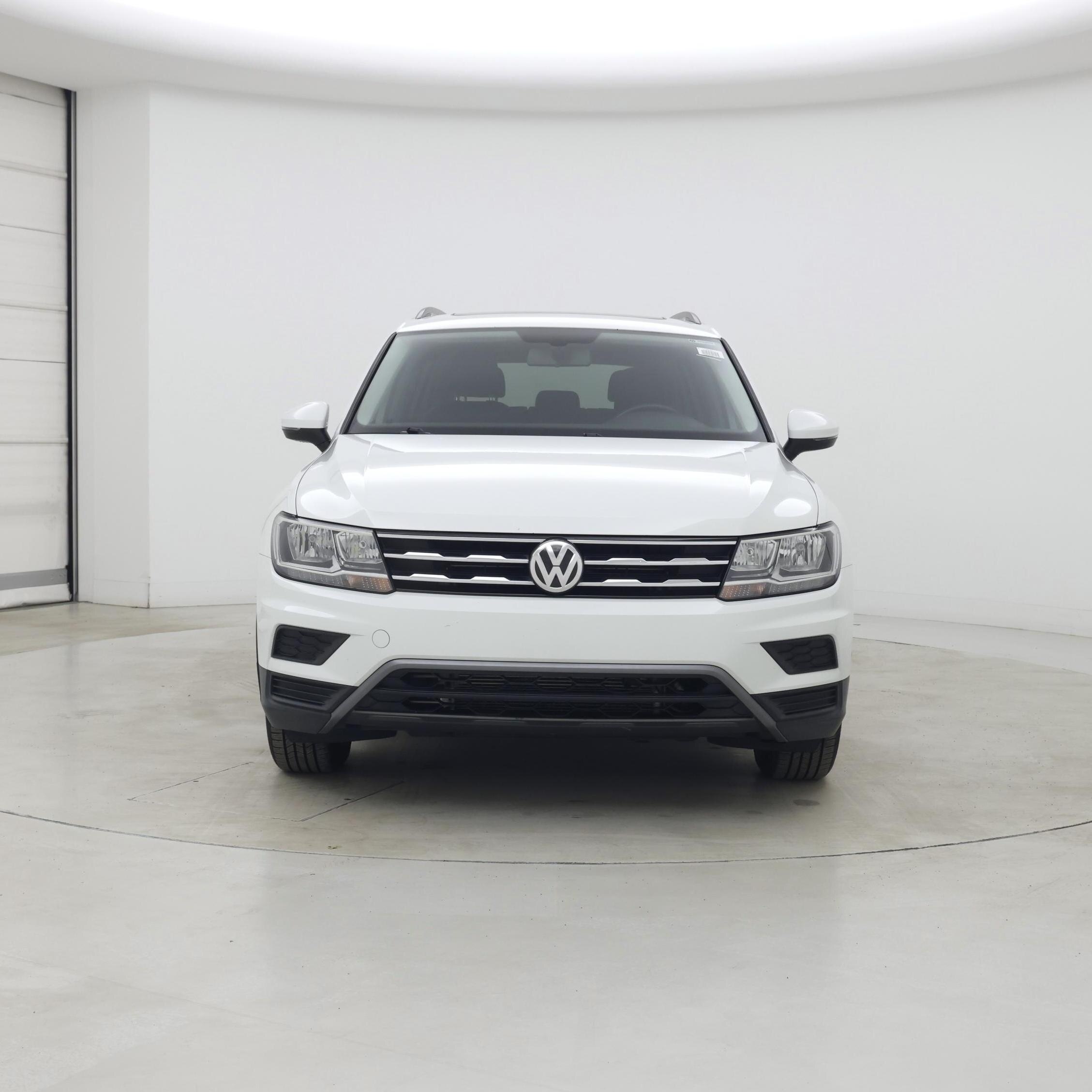 Thumbnail: 2018 Volkswagen Tiguan - 5