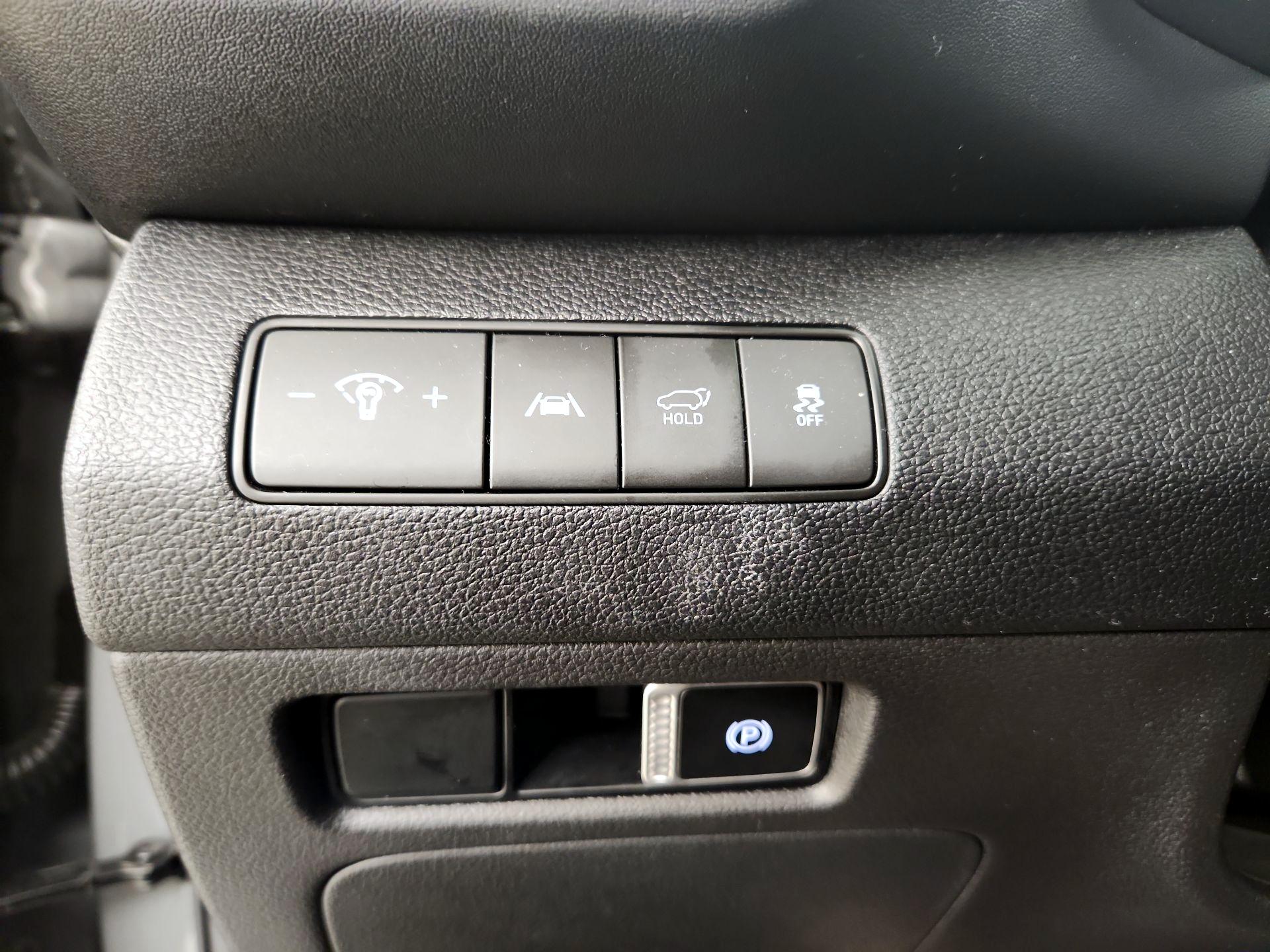 Thumbnail: 2023 Hyundai Santa Fe - 13