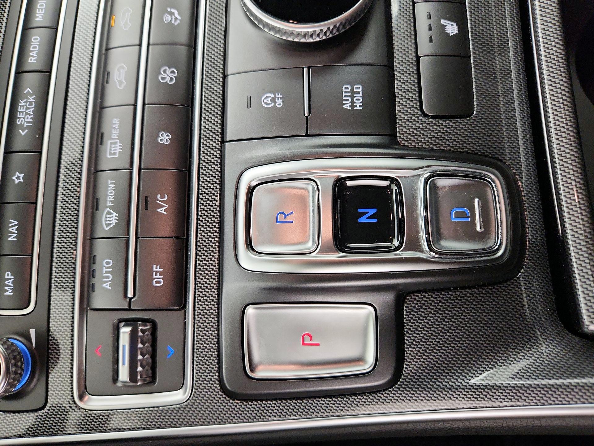 Thumbnail: 2023 Hyundai Santa Fe - 18