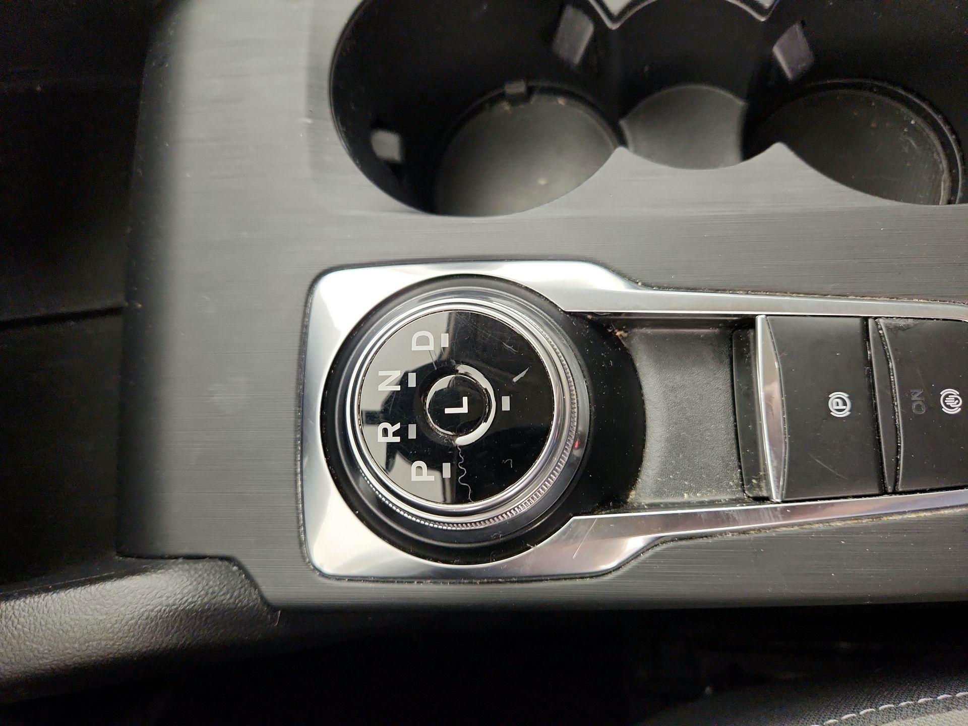 Thumbnail: 2020 Ford Escape - 17