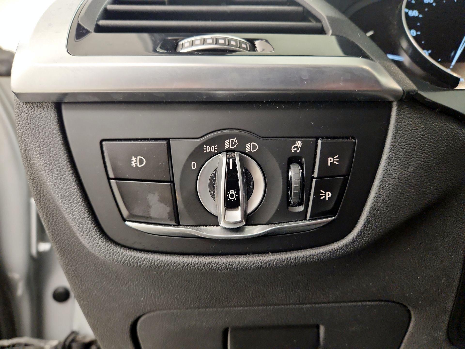 Thumbnail: 2019 BMW X3 - 13