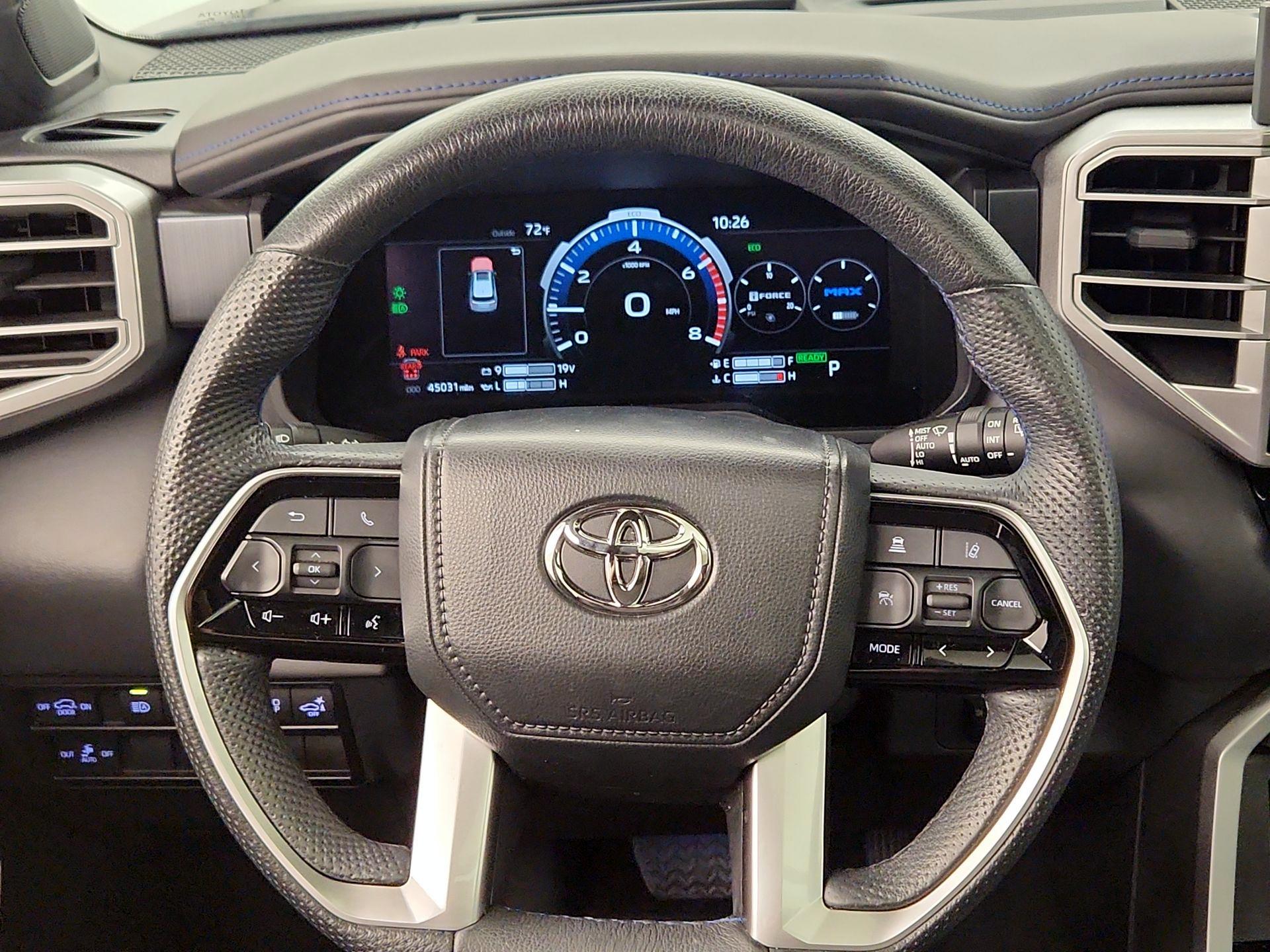 Thumbnail: 2023 Toyota Sequoia - 10