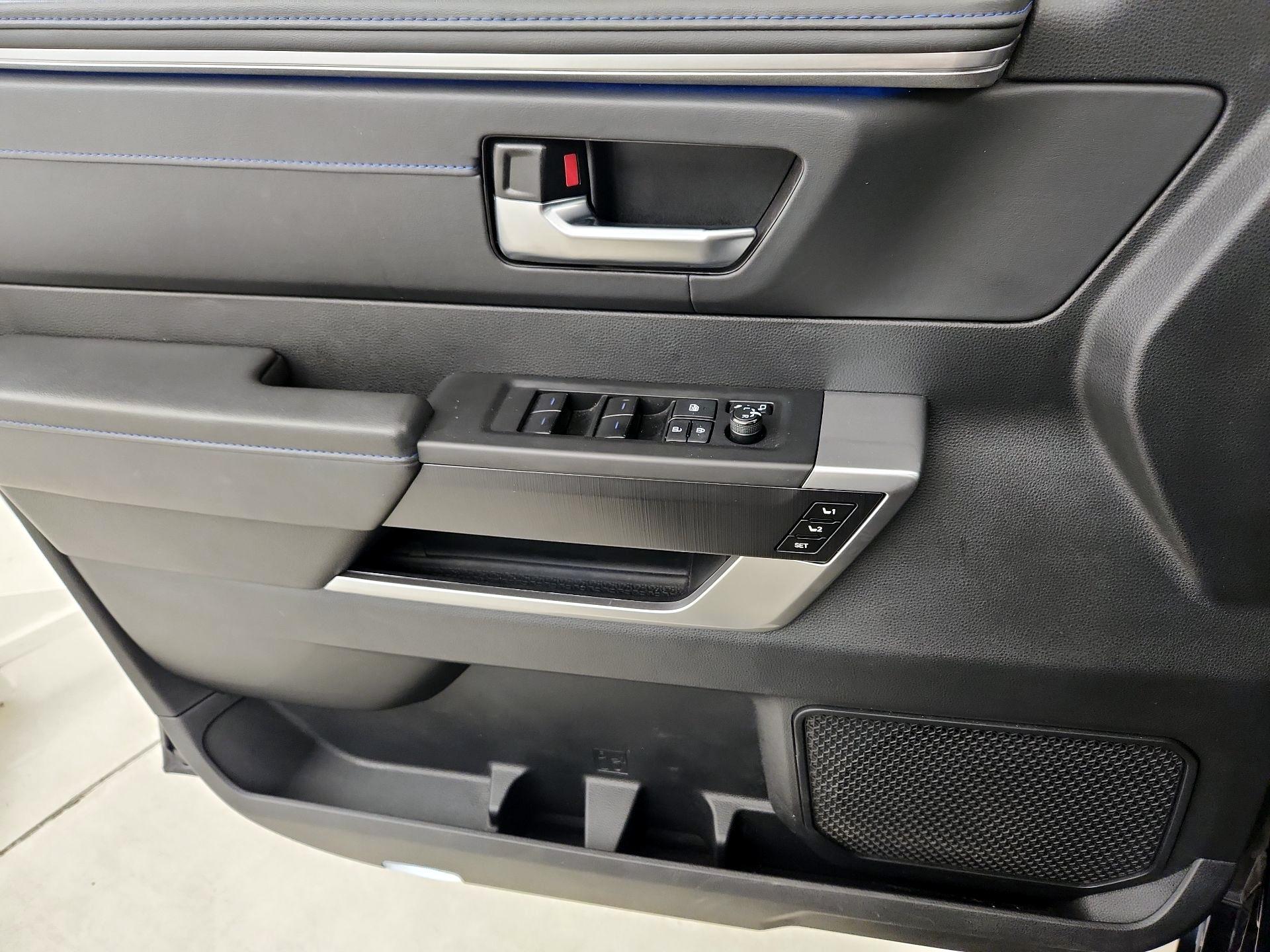 Thumbnail: 2023 Toyota Sequoia - 12