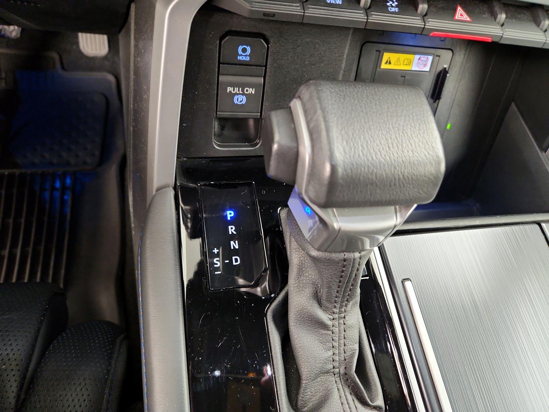 Thumbnail: 2023 Toyota Sequoia - 17