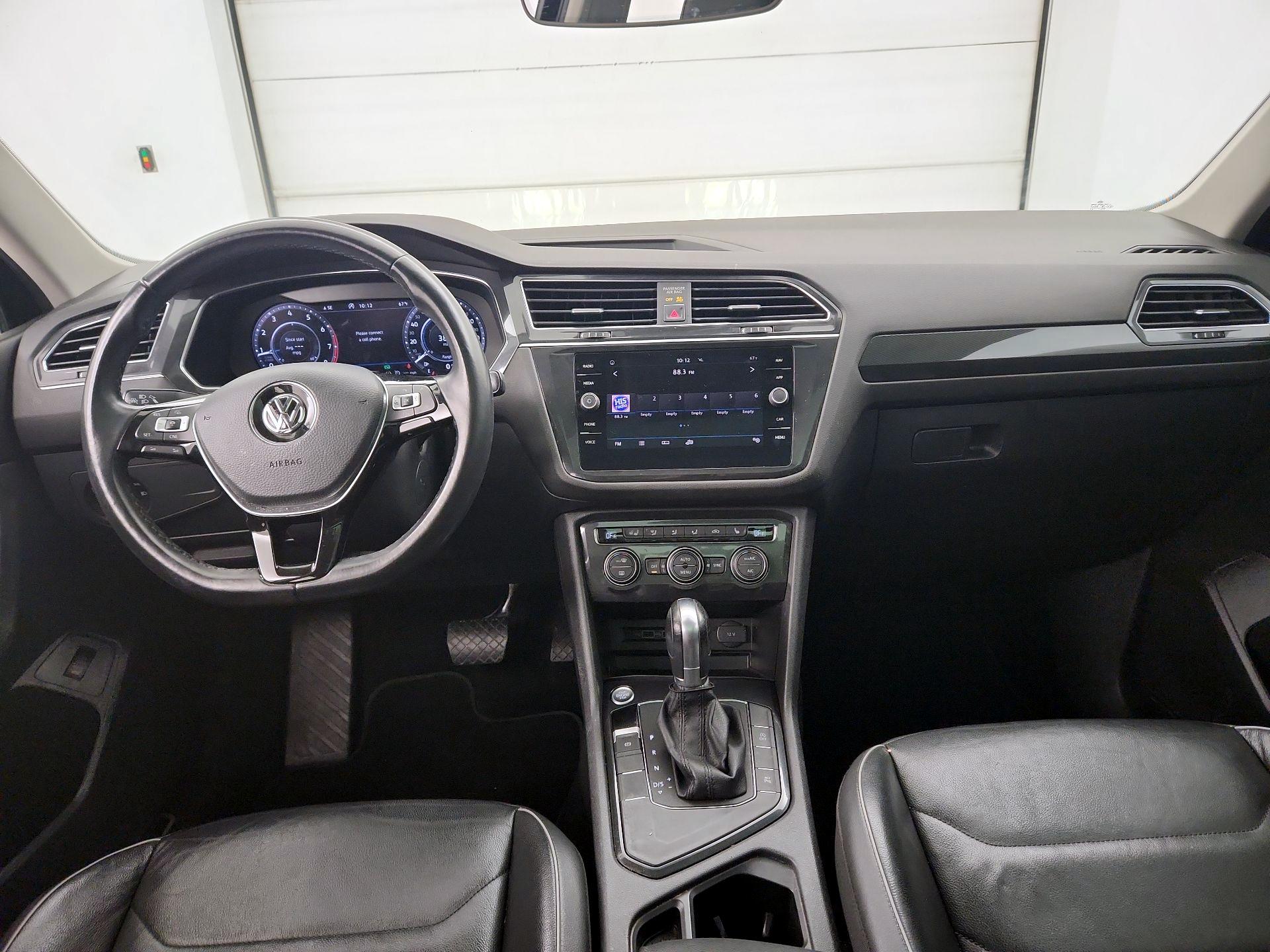 Thumbnail: 2018 Volkswagen Tiguan - 9