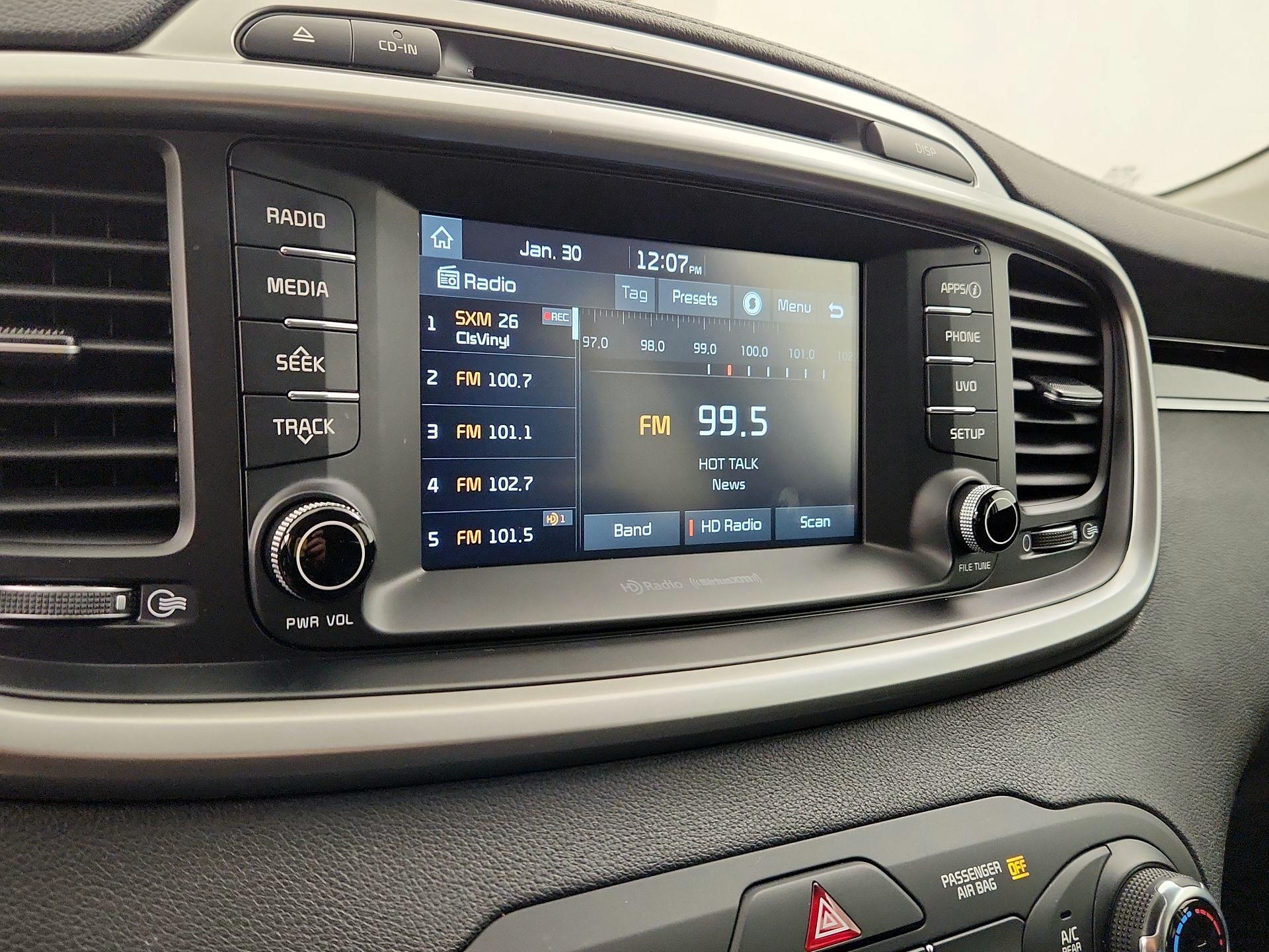 Thumbnail: 2017 Kia Sorento - 13