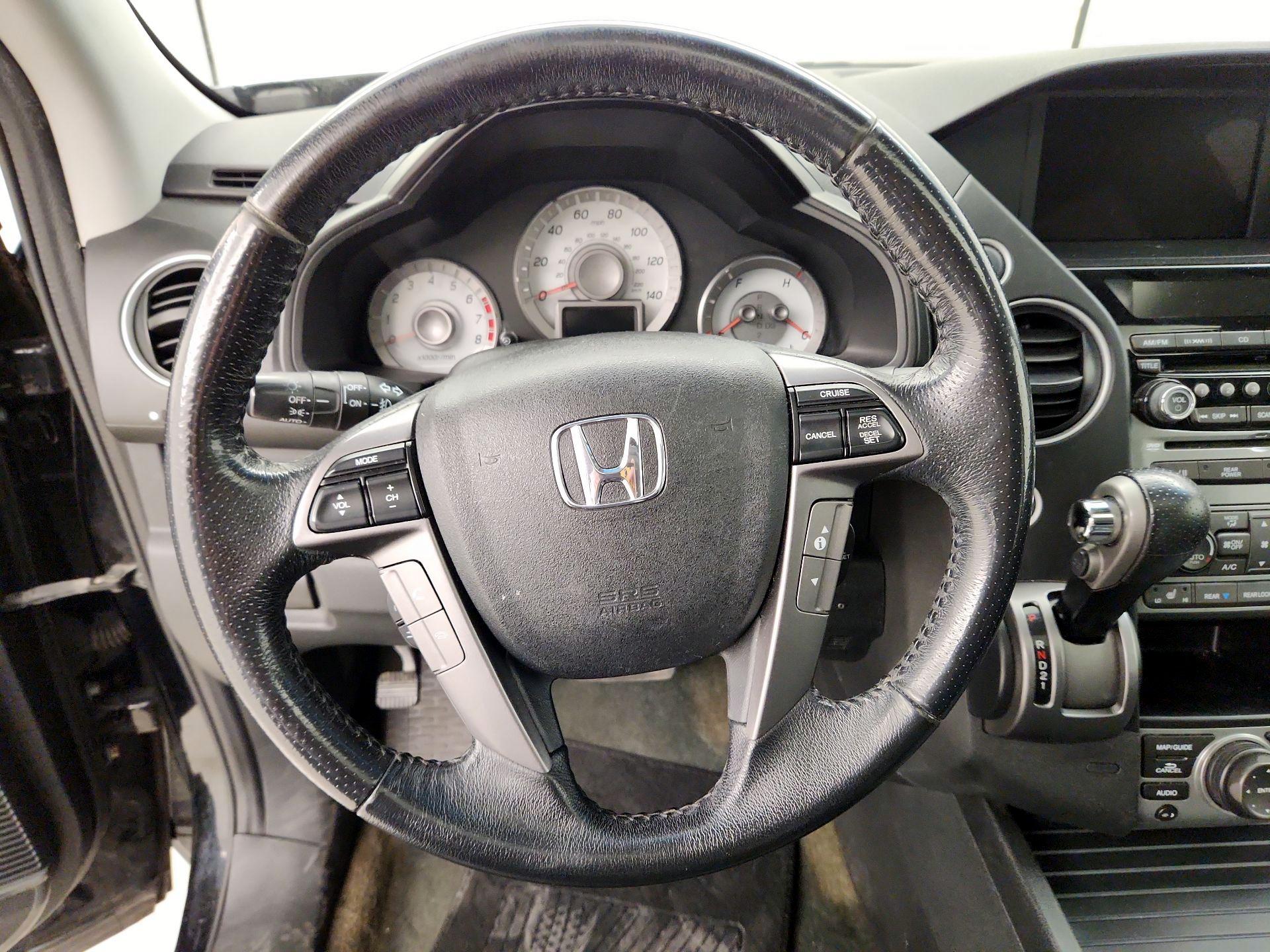 Thumbnail: 2015 Honda Pilot - 10